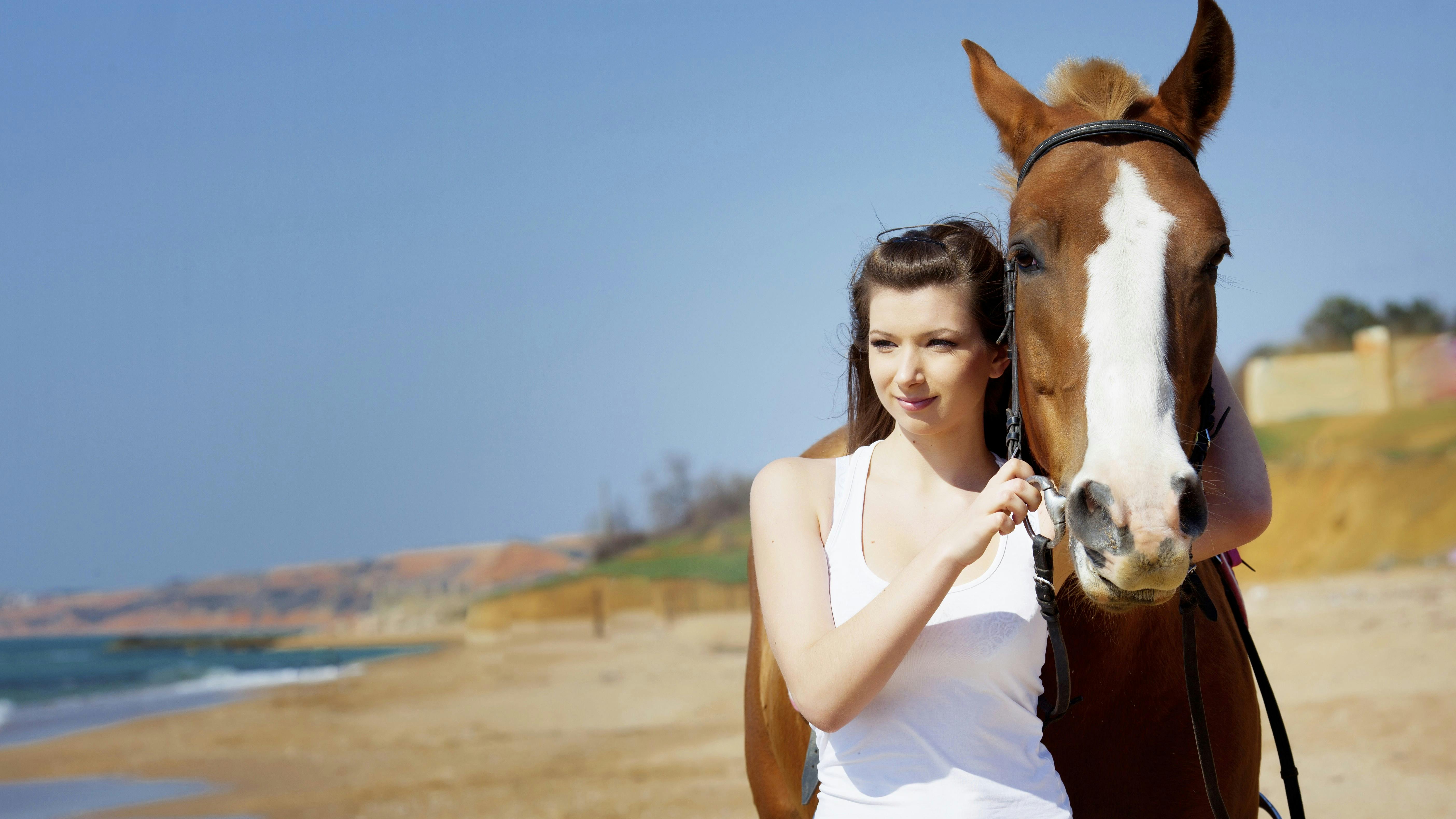 Kvinde og hest