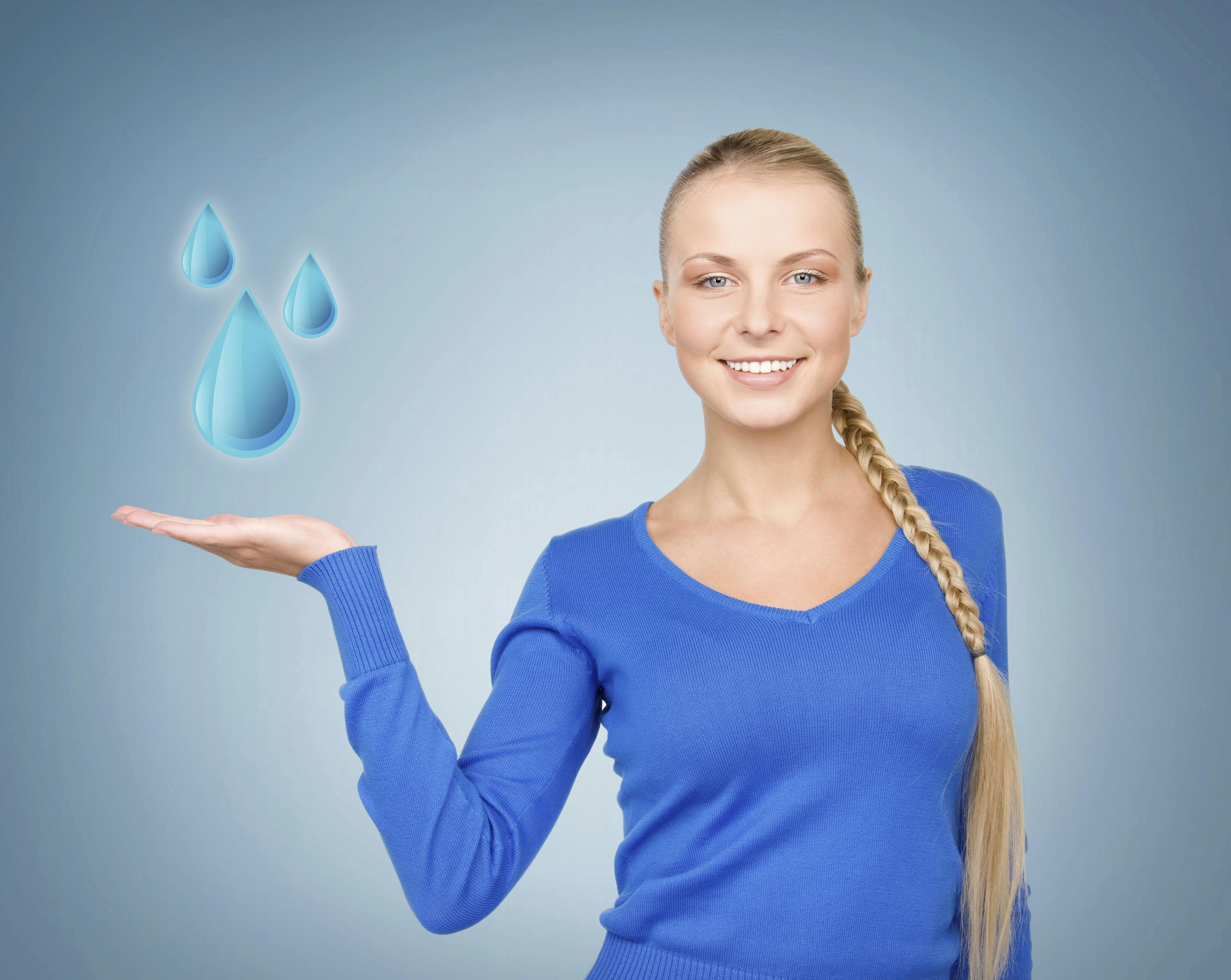 Kvinde med vanddråber