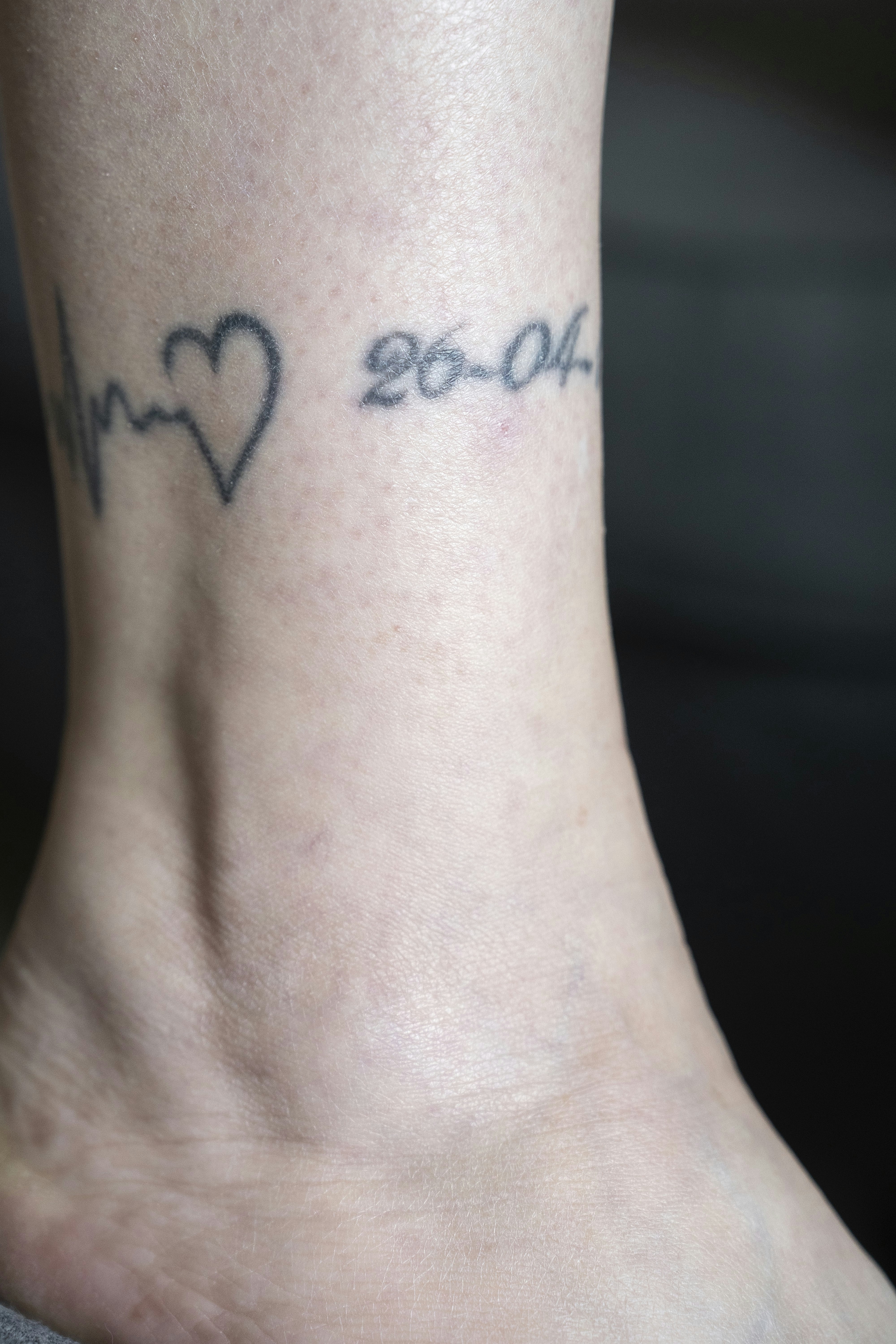 Tatovering på Louises ankel