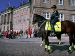 Ridende politi ved Amalienborg
