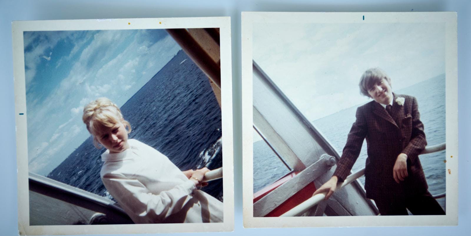 Jacqueline og Flemming havde ikke ret mange penge, da de skulle giftes i 1969. Derfor holdt de brylluppet på Sverigesbåden.
