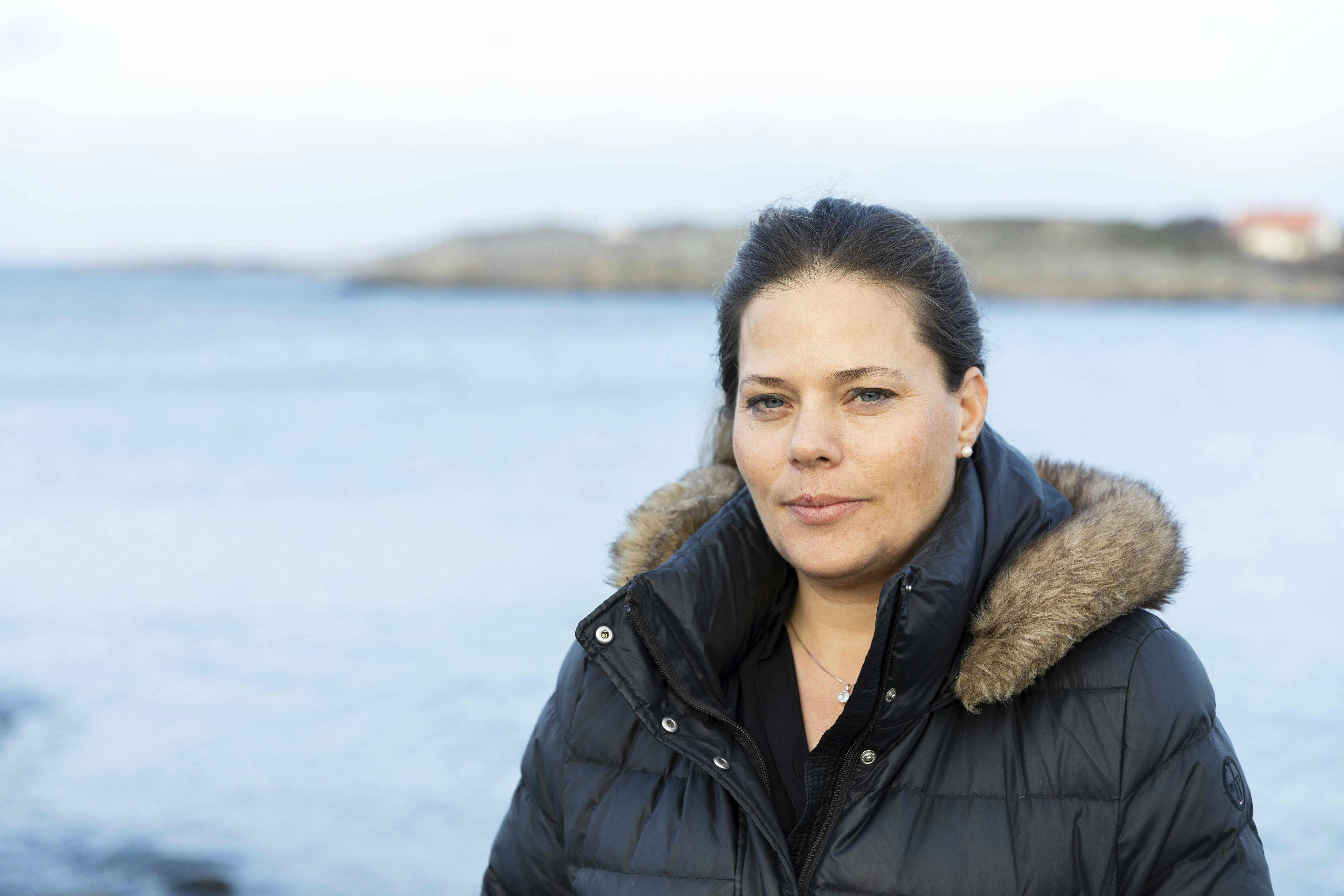 https://imgix.udeoghjemme.dk/2023-07-07/sara-h-03.jpg