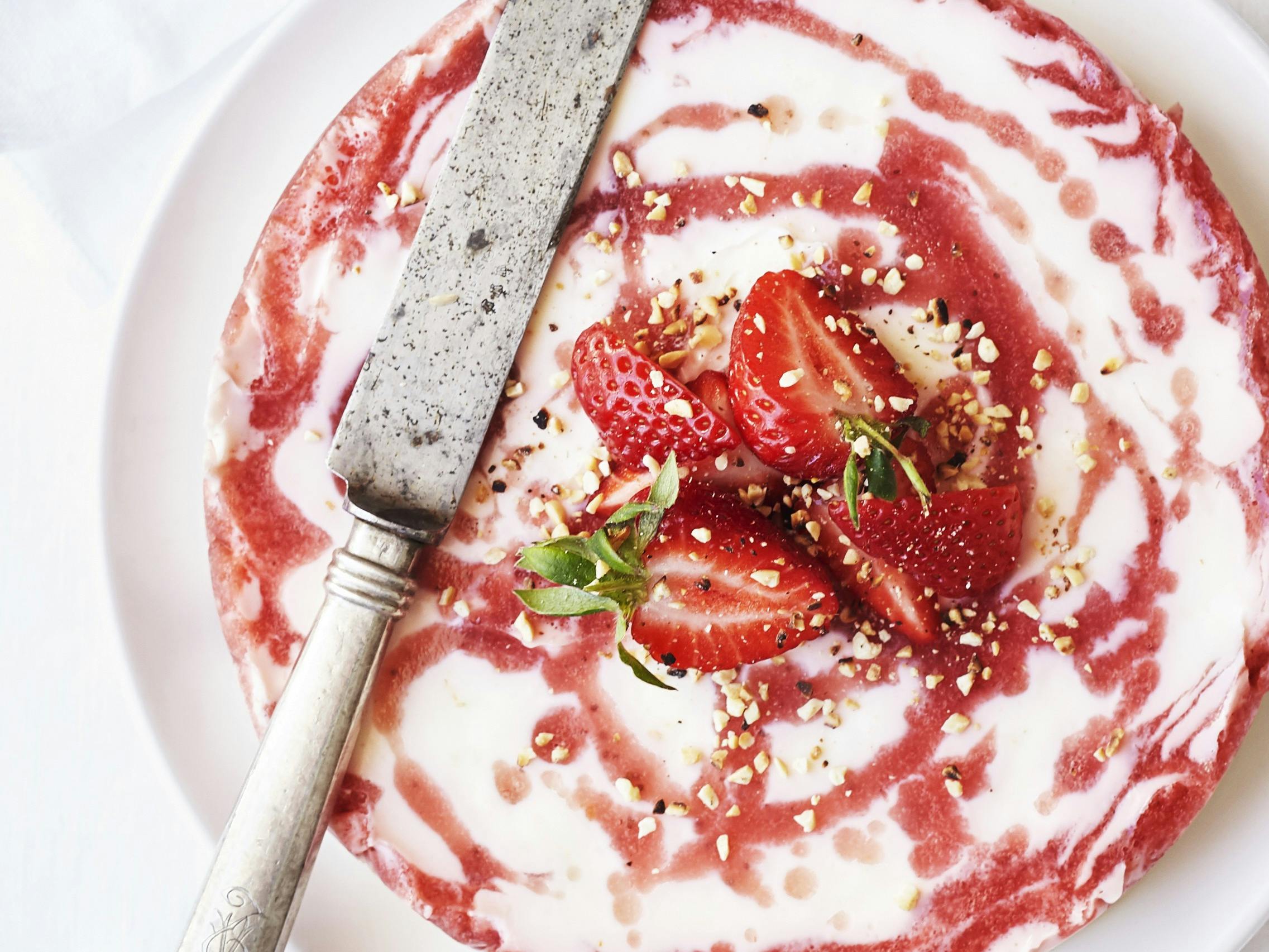 Jordbær-appelsin-dessert