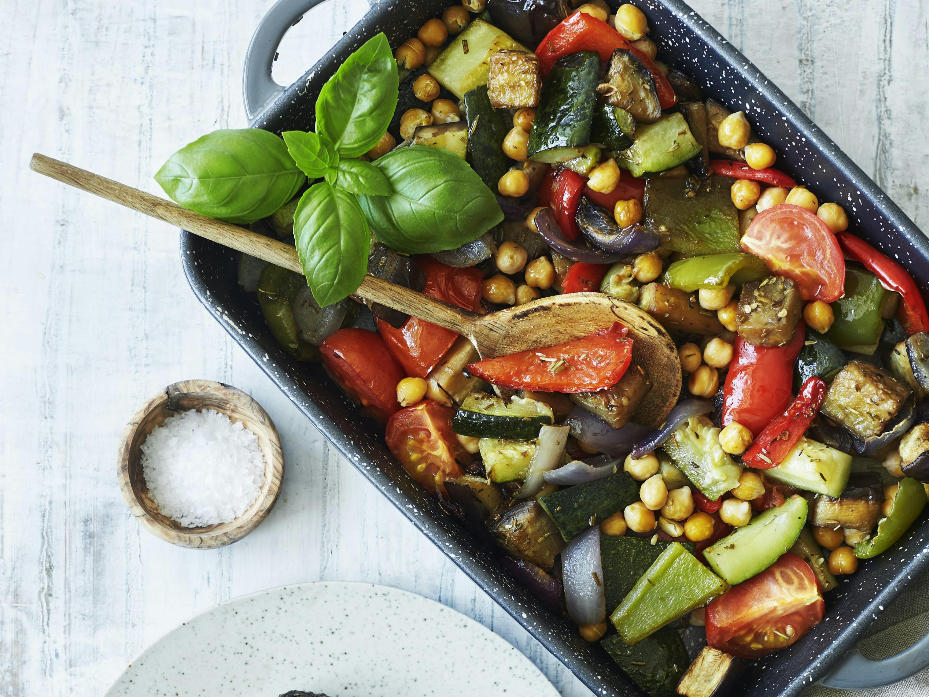 Hakkebøffer med ovnbagt ratatouille