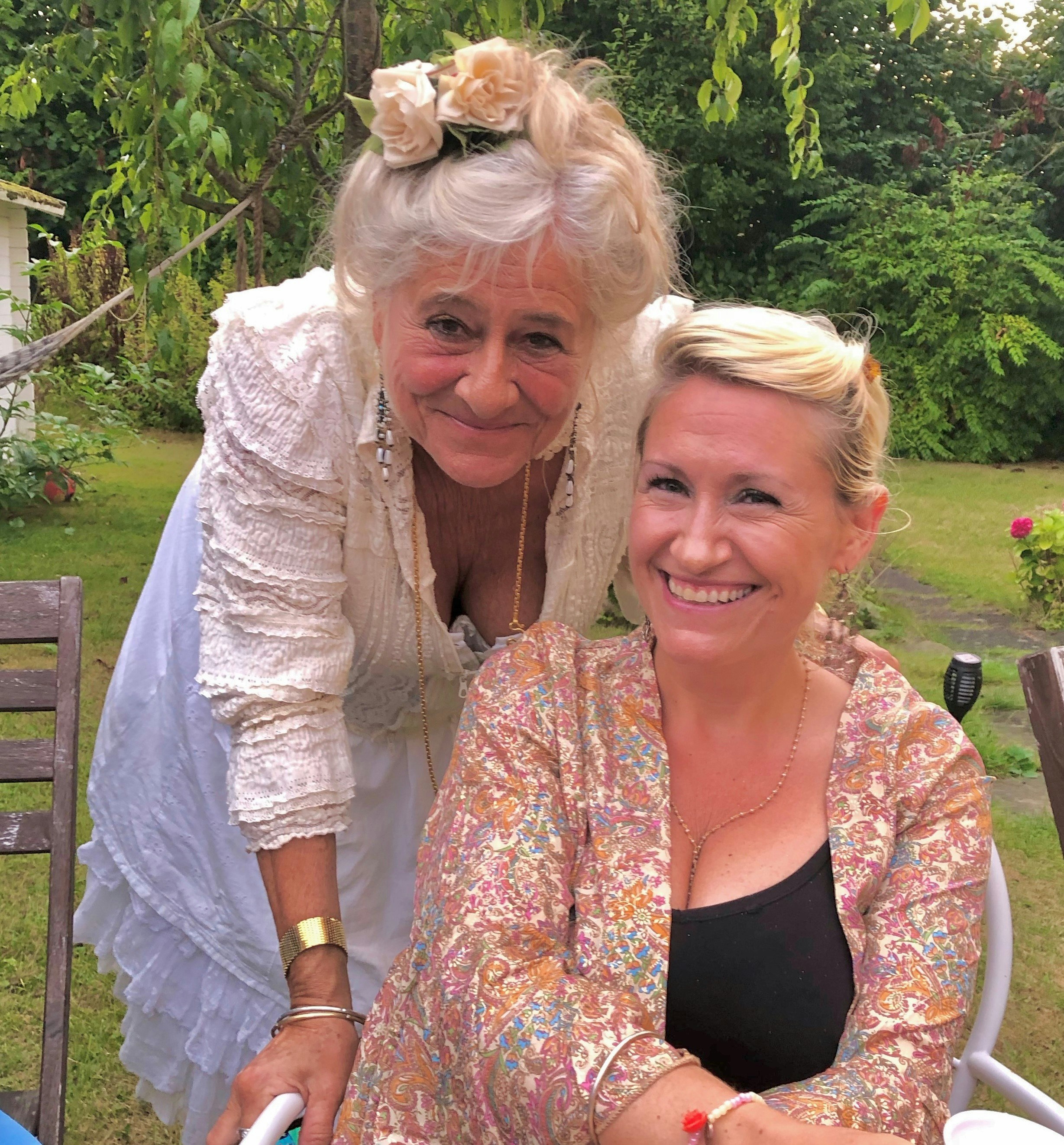 Judith Rothenborg sammen med datteren, Barbara Topsøe Rotheborg.