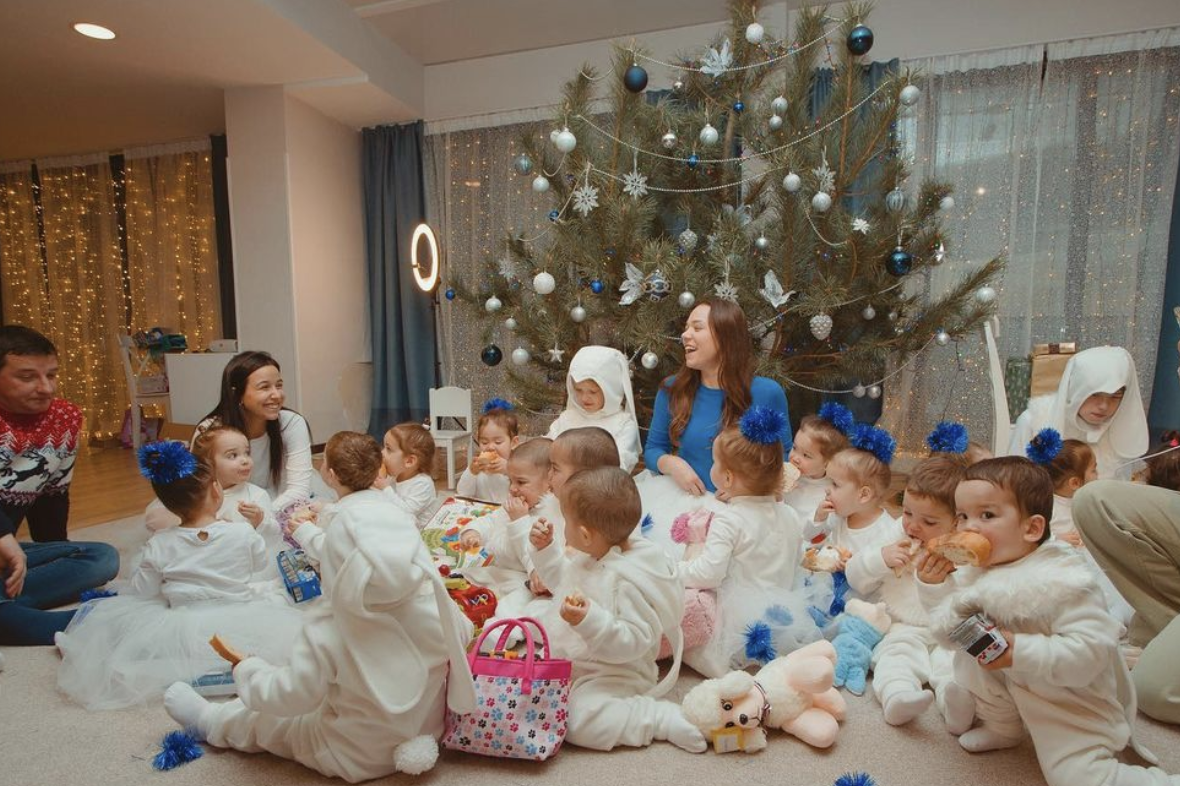 Kristina med sine 22 børn