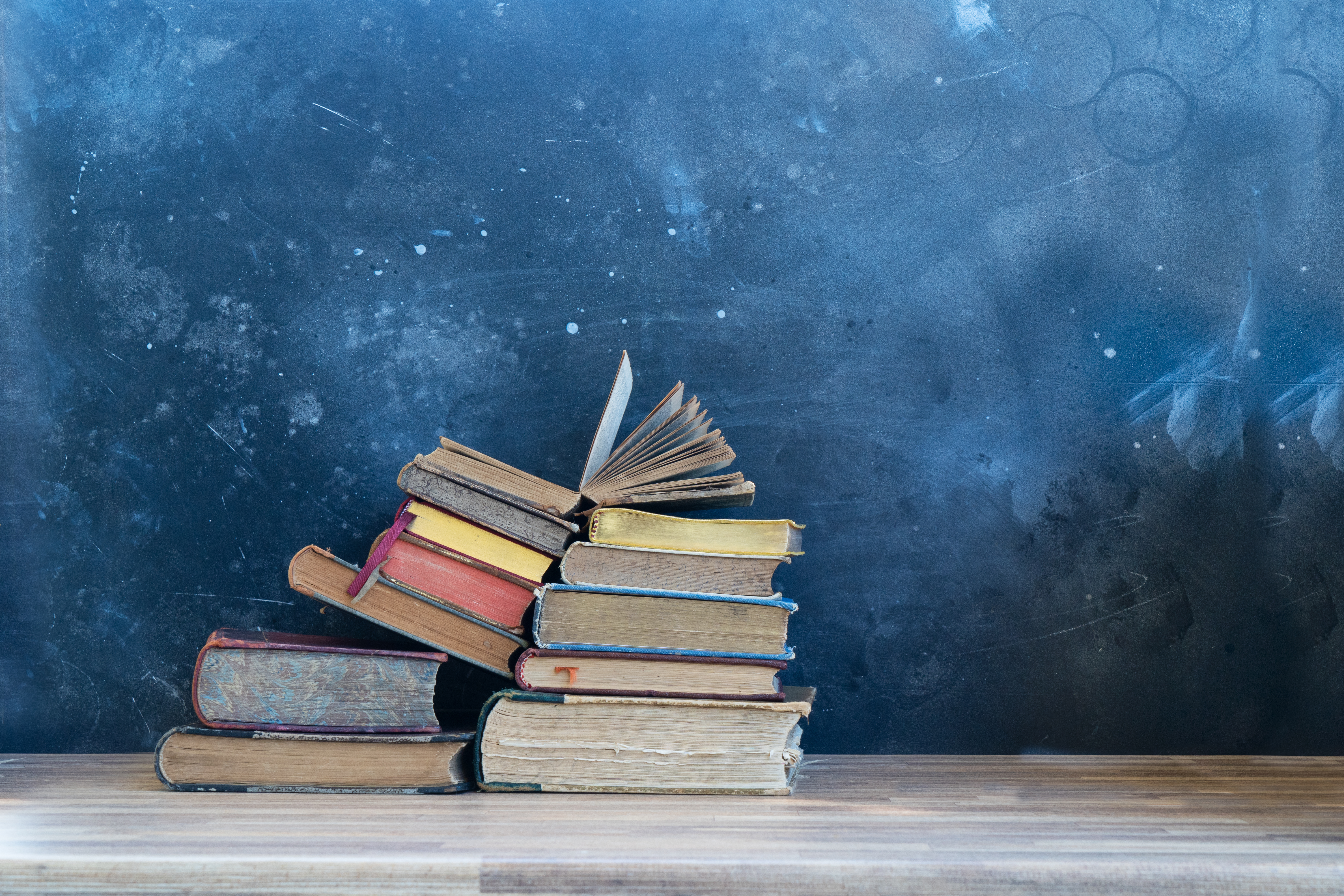 En stak af bøger