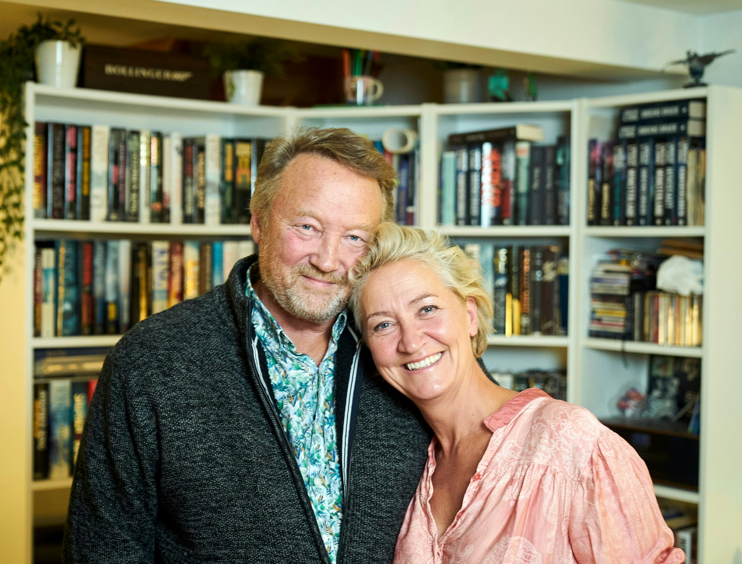 Efter ti år flyttede parret sammen. I løbet af de år var børnene blevet store, og Lisbeth havde fået troen på, at kærlighed ikke bare er sådan noget, der slutter en dag.
