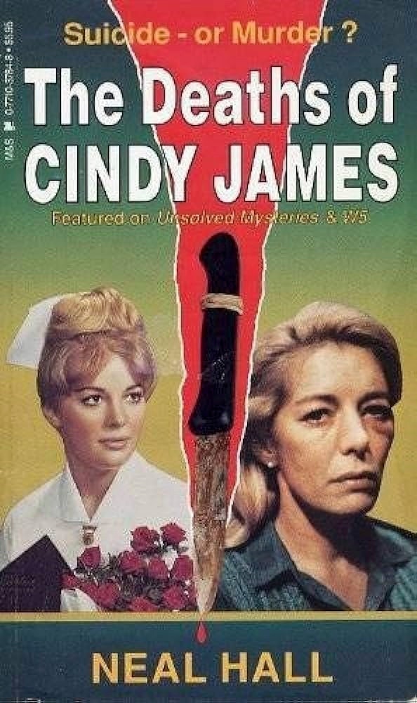 Det var et eksemplar af bogen ”The Deaths of Cindy James”, som Alexandra modtog. Bogen handler om, hvordan Cindy James, blev stalket og chikaneret og slutter med hendes død.