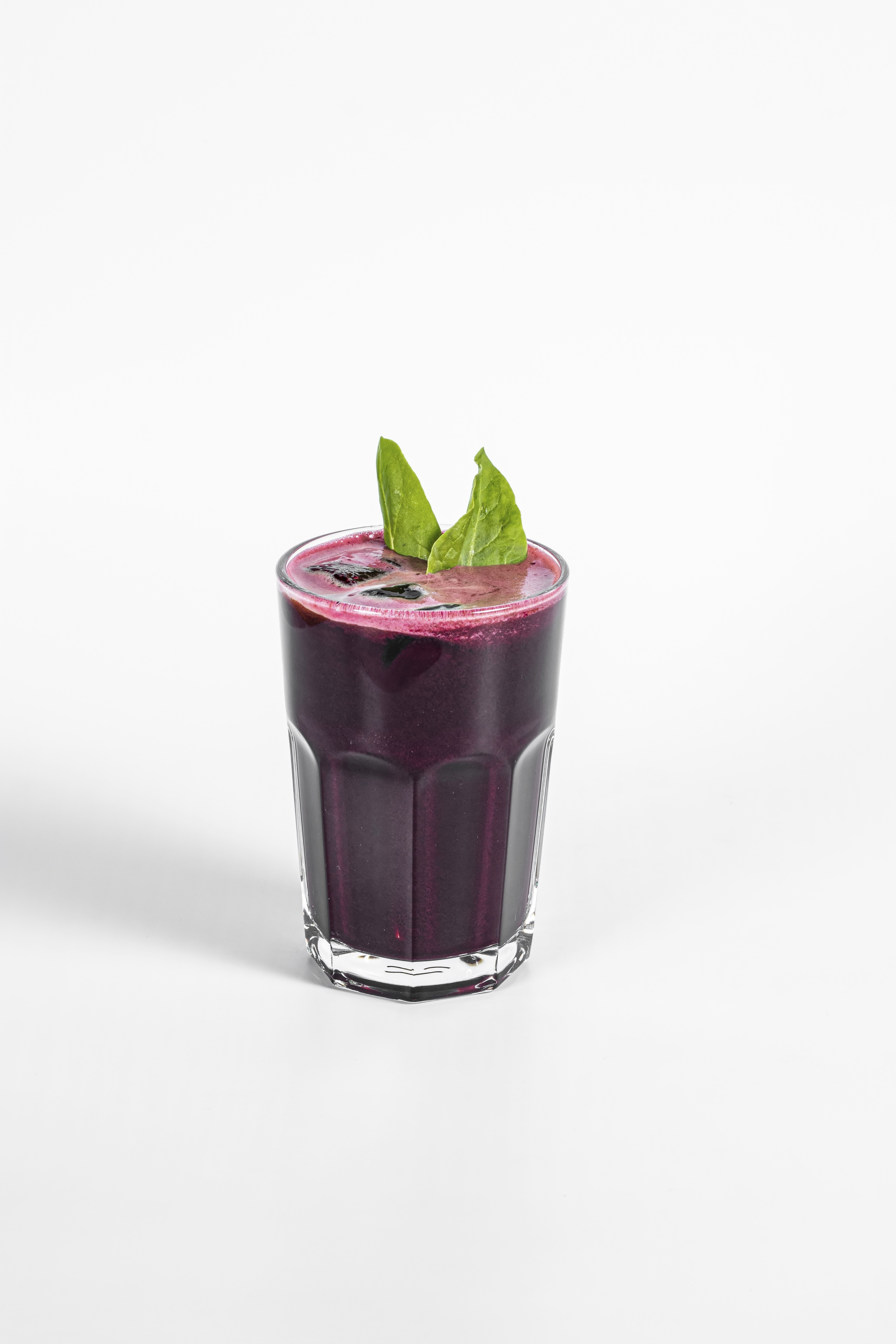 Rødbedejuice i et glas