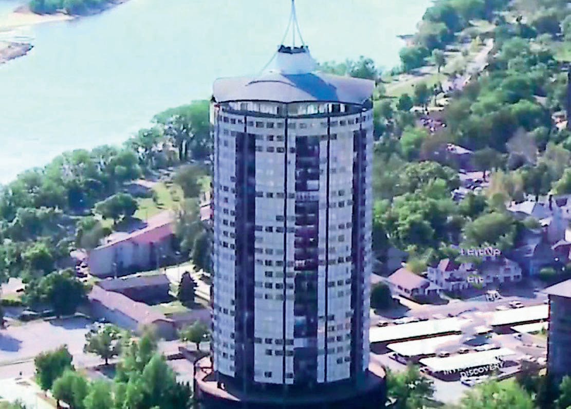 Det 30 etagers høje Club Tower