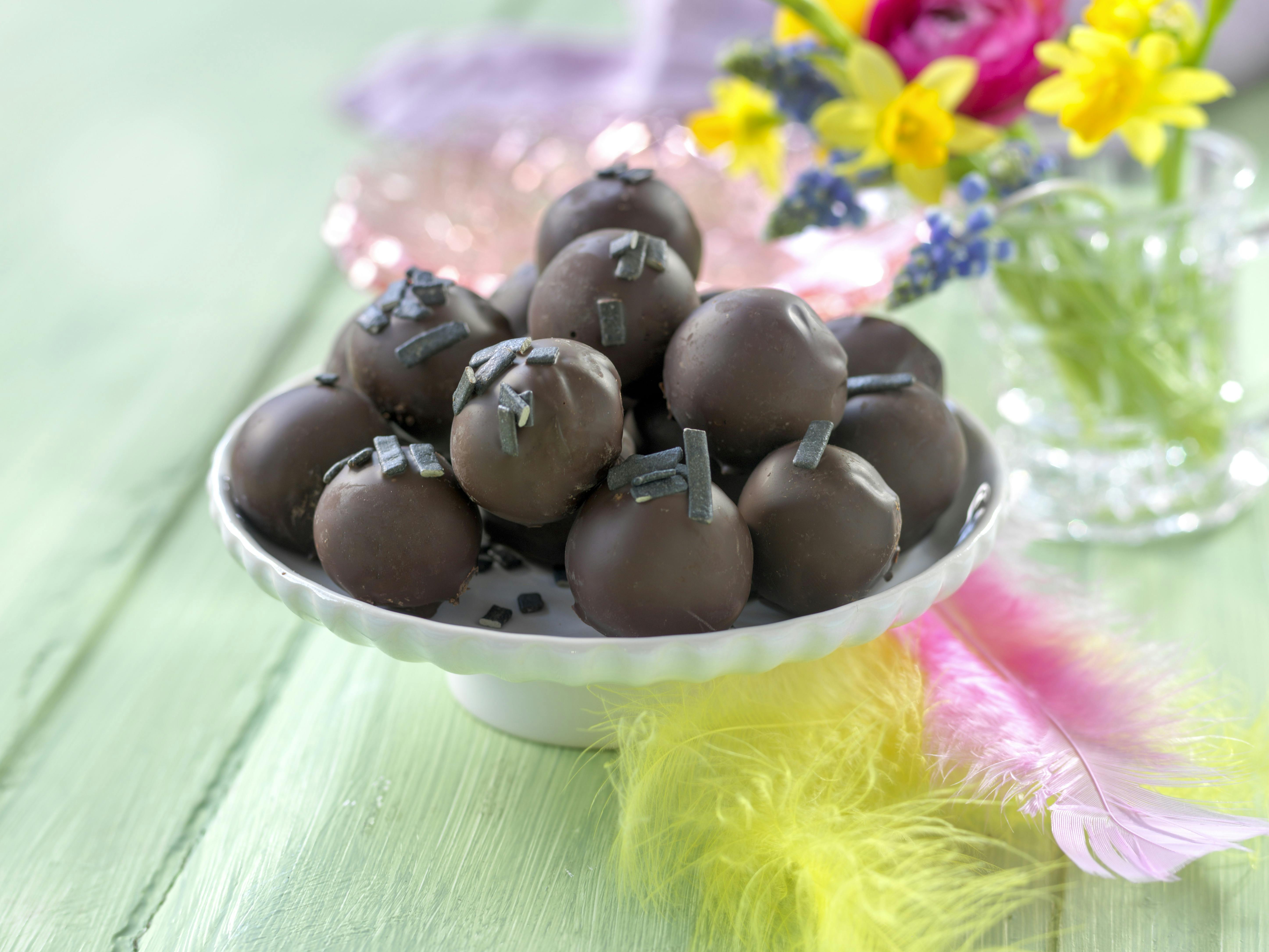 Lakridskugler med nougat