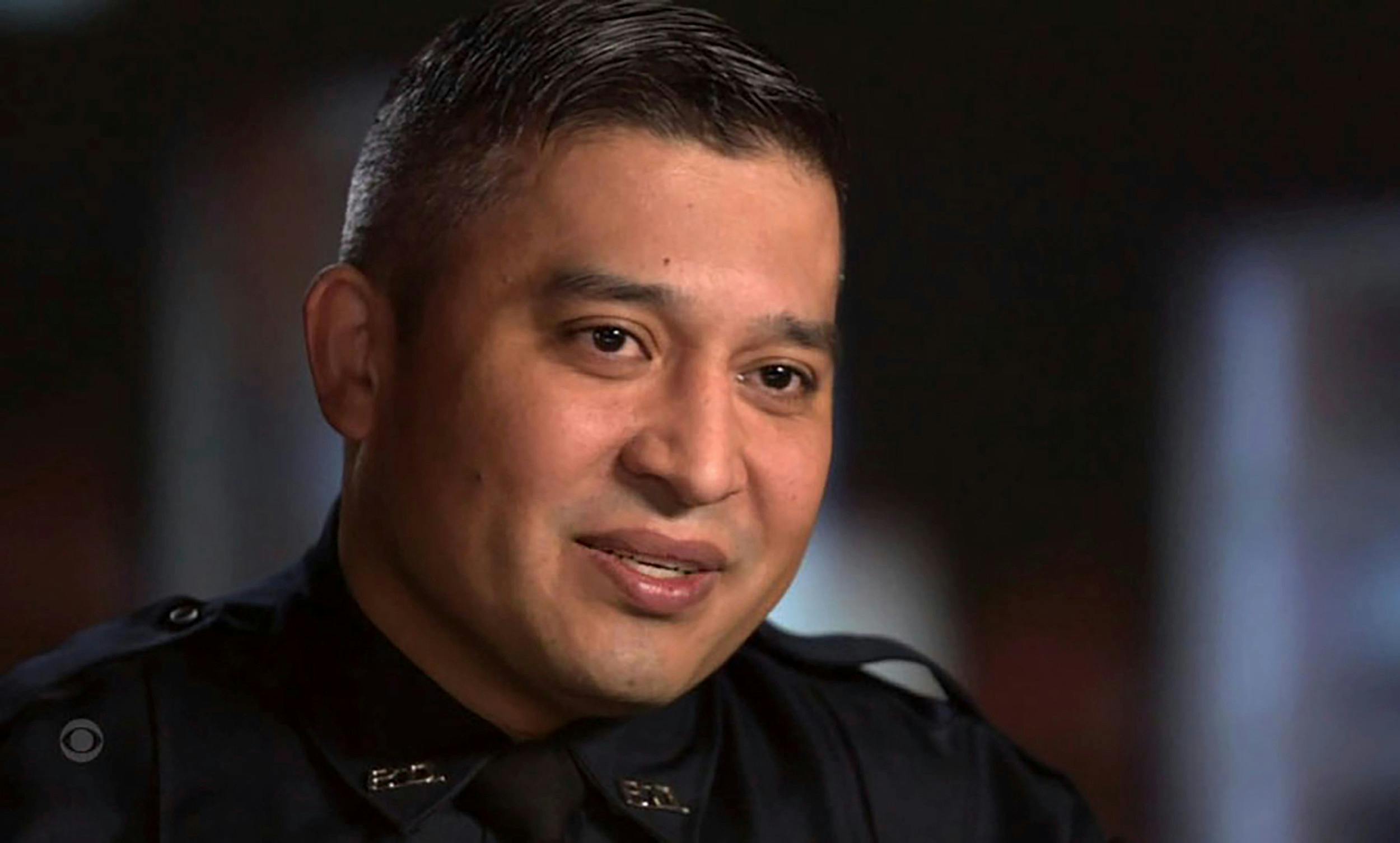 Politiassistent Gregorio De La Cruz var den første på gerningsstedet, og han fattede straks mistanke om en forbrydelse.