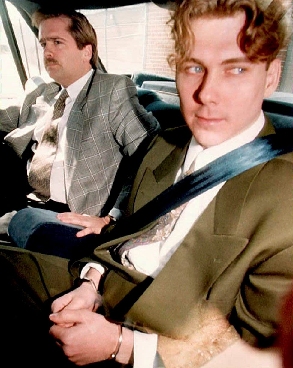 Paul Bernardo på vej til retten i sommeren 1994.