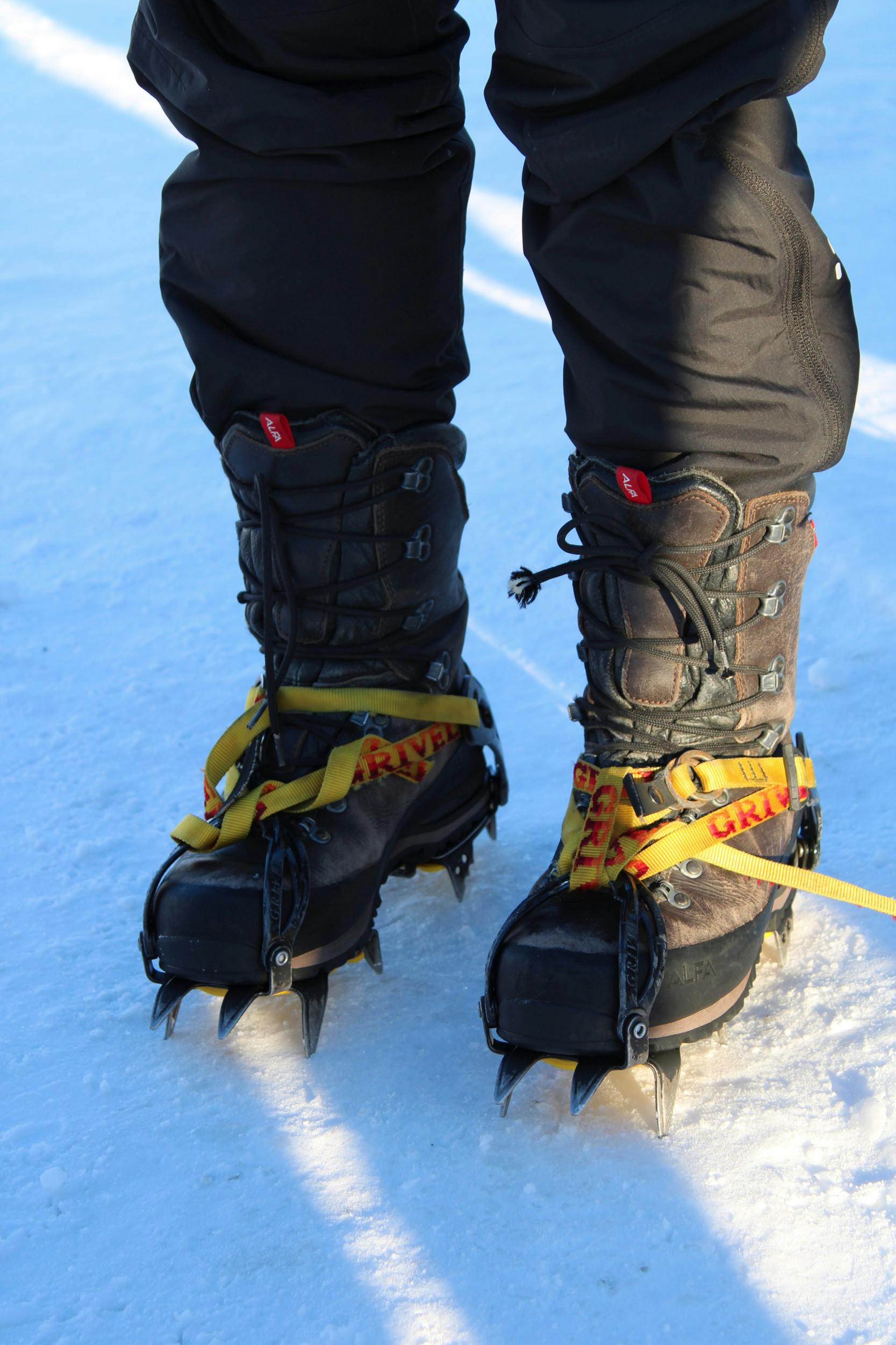 Karina går i fornuftigt fodtøj og har kun haft de højhælede på en eller to gange på Svalbard.