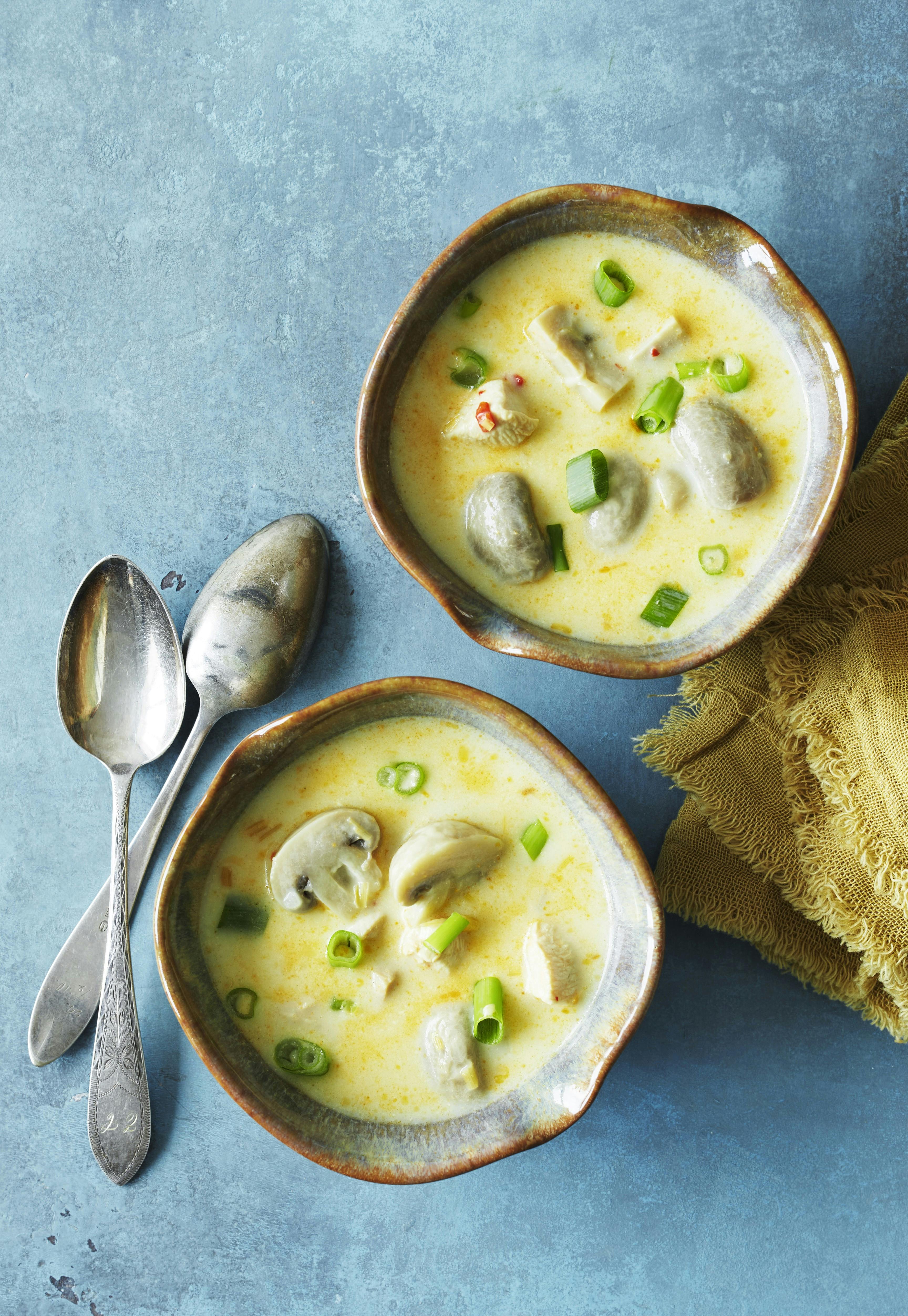 Suppe med champignoner og kylling