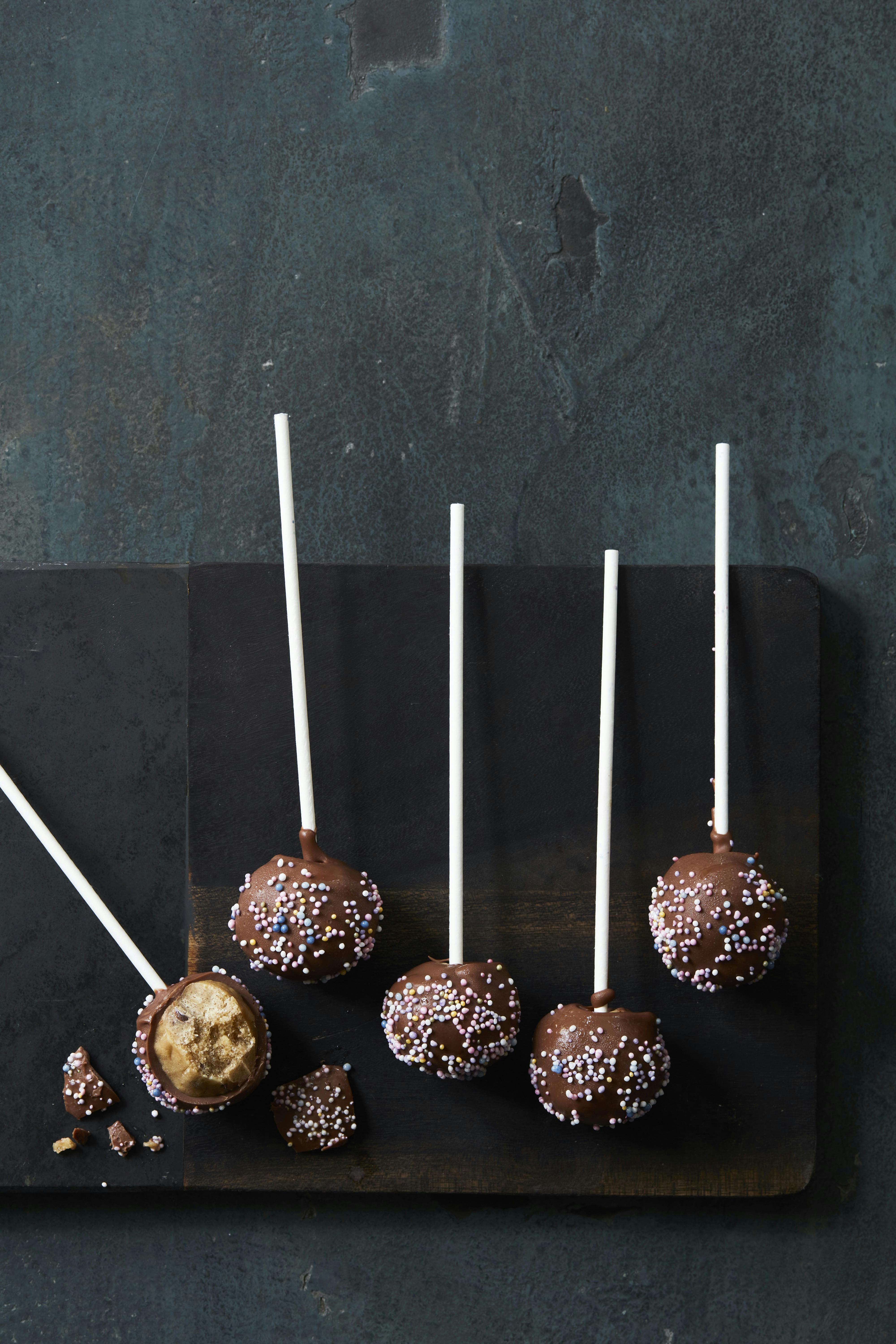 Cookie dough popcakes