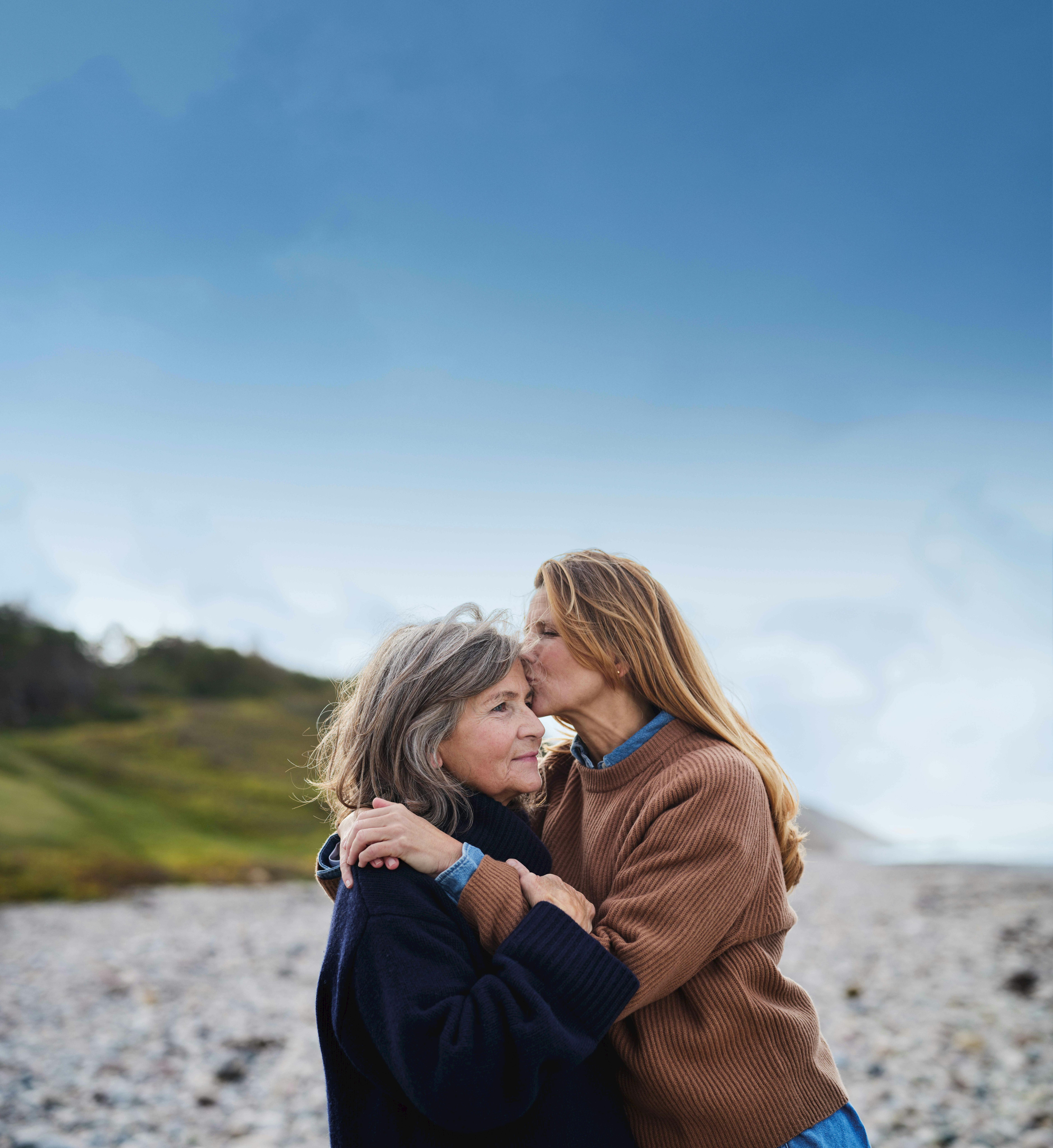 https://imgix.udeoghjemme.dk/2025-04-23/kys-pa-strand.jpg