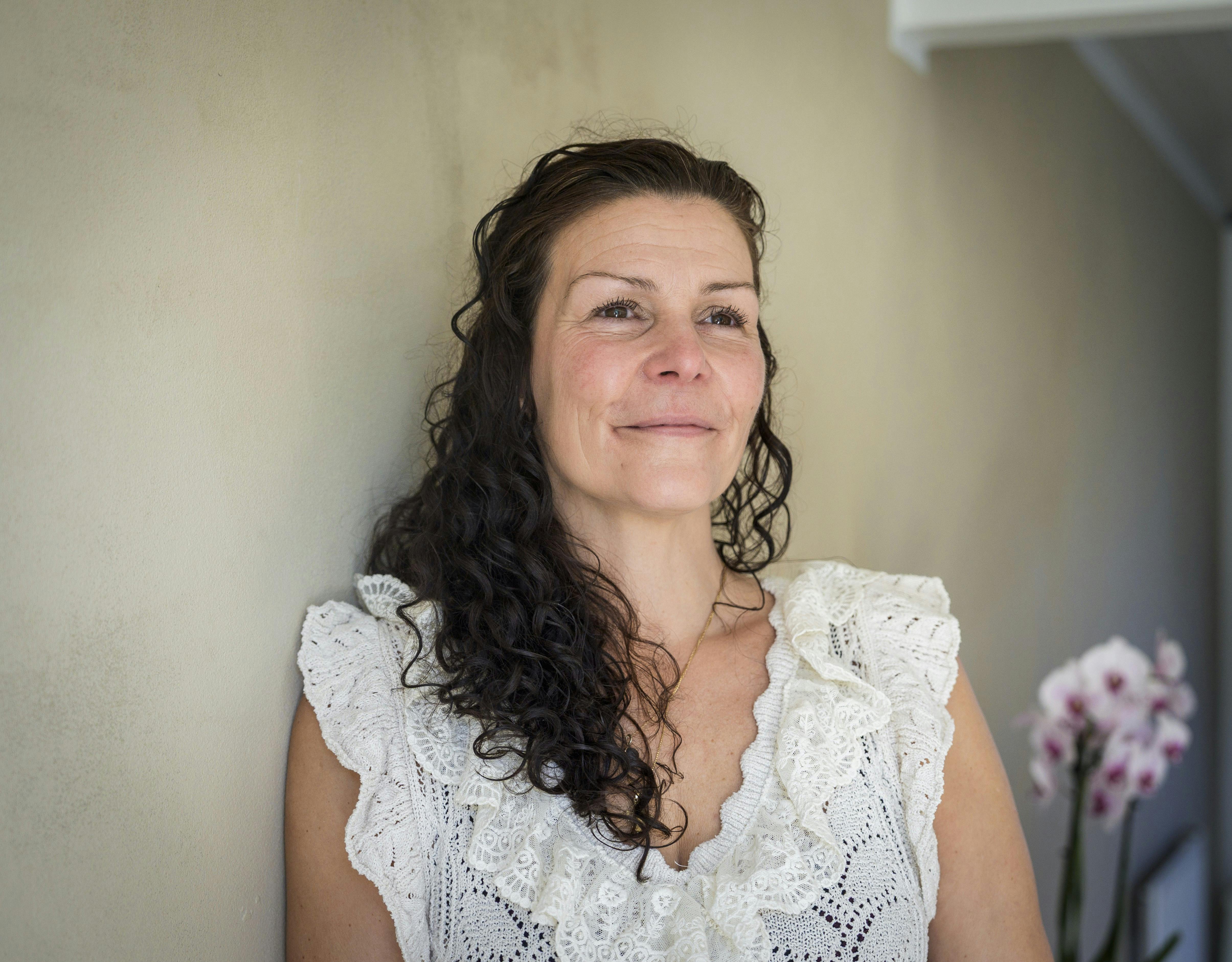 https://imgix.udeoghjemme.dk/2025-05-06/20250401-Maria-Schonemann-UH-31_1SL7121.jpg