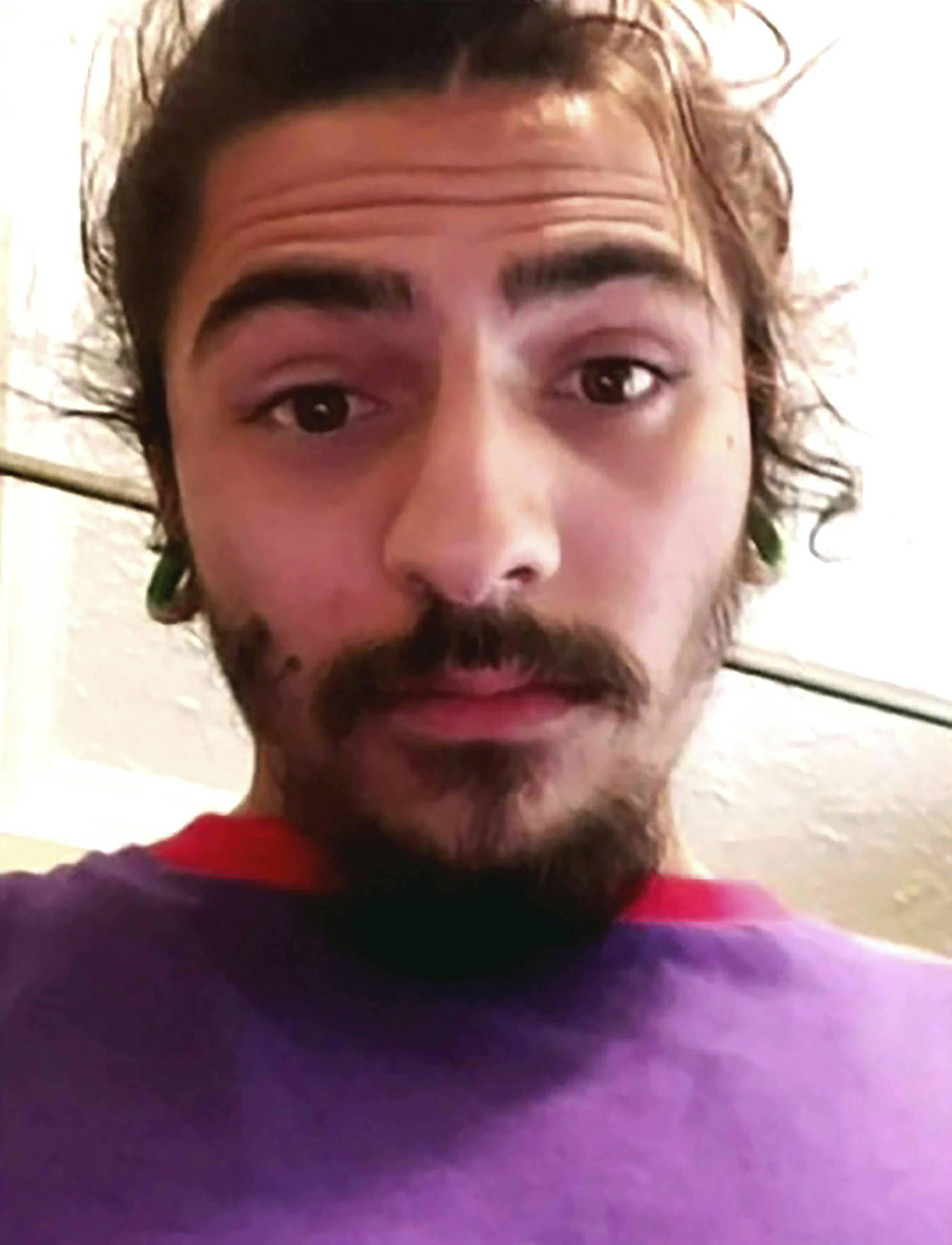 Selfie af George Vela.