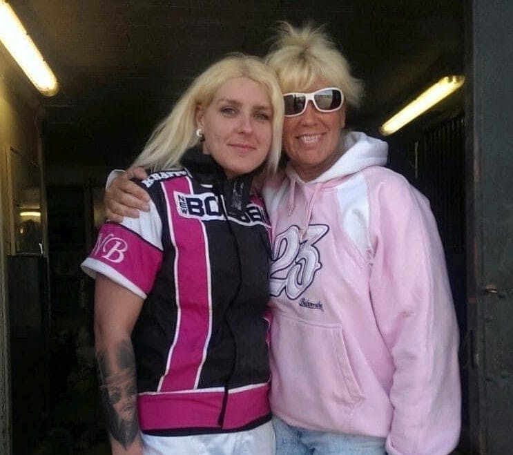 Nathalie Bergström og hendes mor.