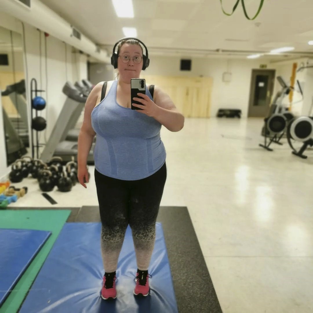AUGUST 2022: Maria gikk i gang med trening og vektnedgang. Foto: Privat