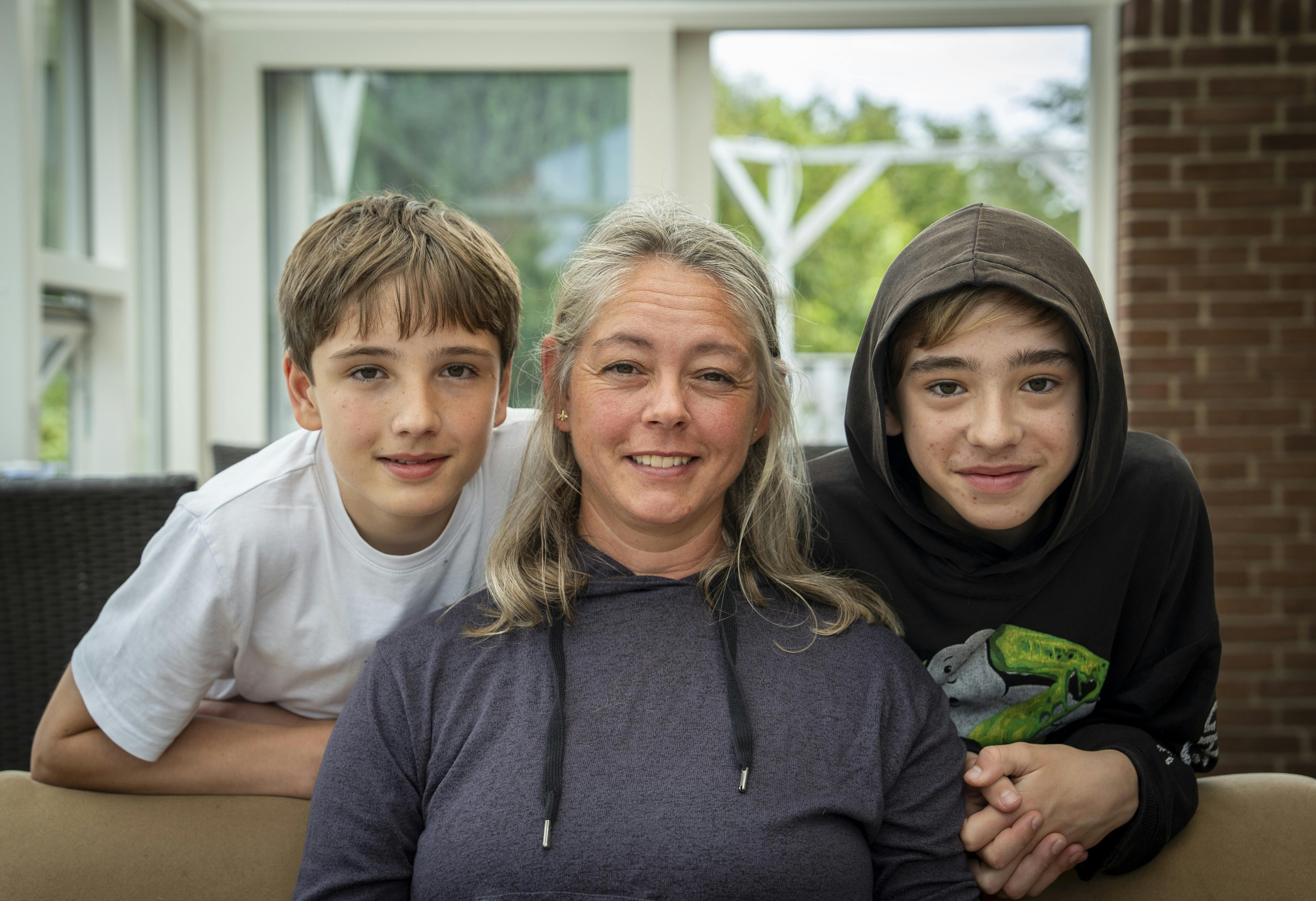 Bendte Madsen på 48 år har sammen sin mand to børn på 12 og 14 år. 