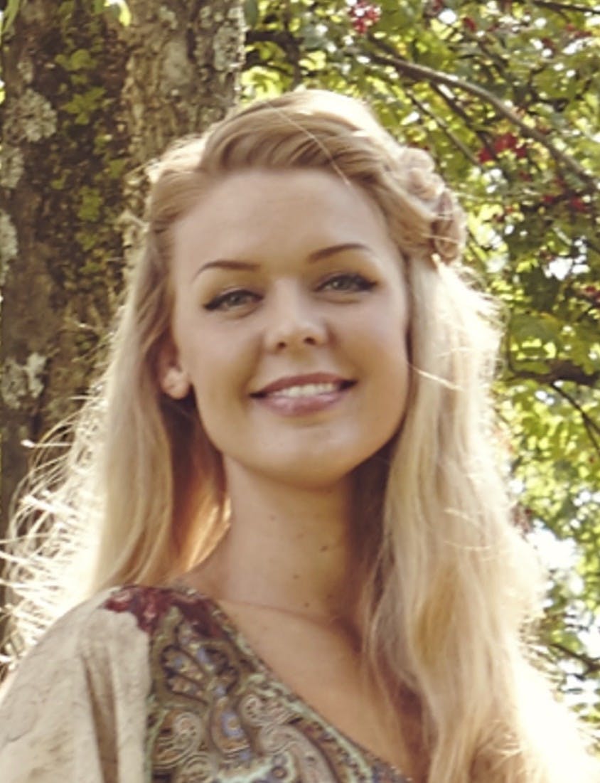 Åses datter Ina Kringlebothn døde af kræft, da hun var nybagt mor.