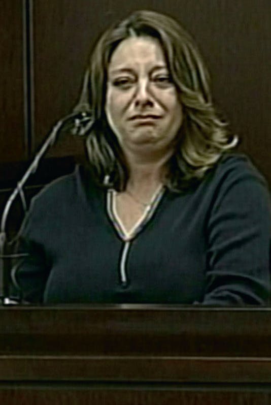 Mordet på Jim Cannon - Hushjælpen Vicky Shams