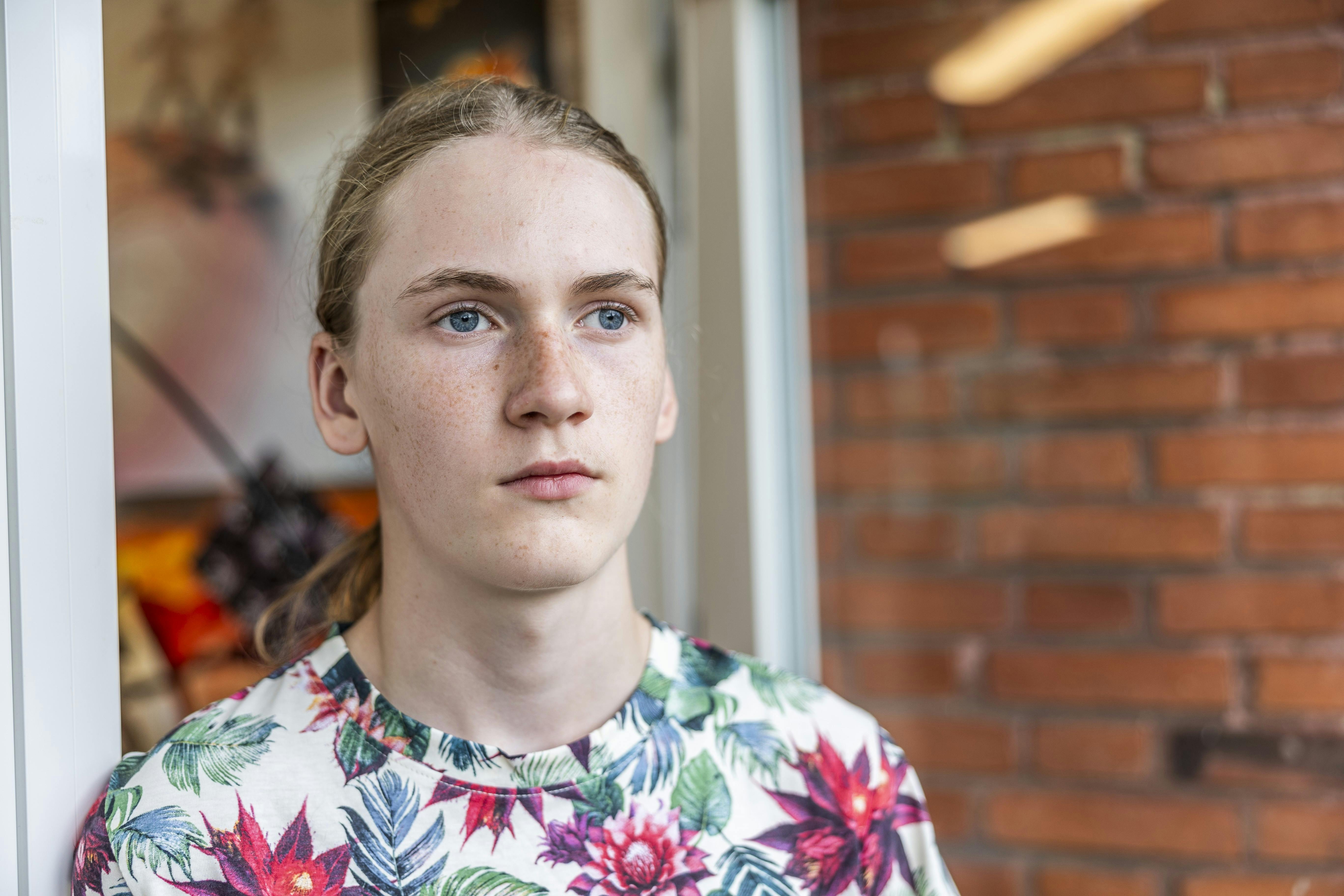 Interview med synshæmmet dreng Silas og hans mor Christina, som er blind, i Vanløse. Journalist er Emily Walsh.