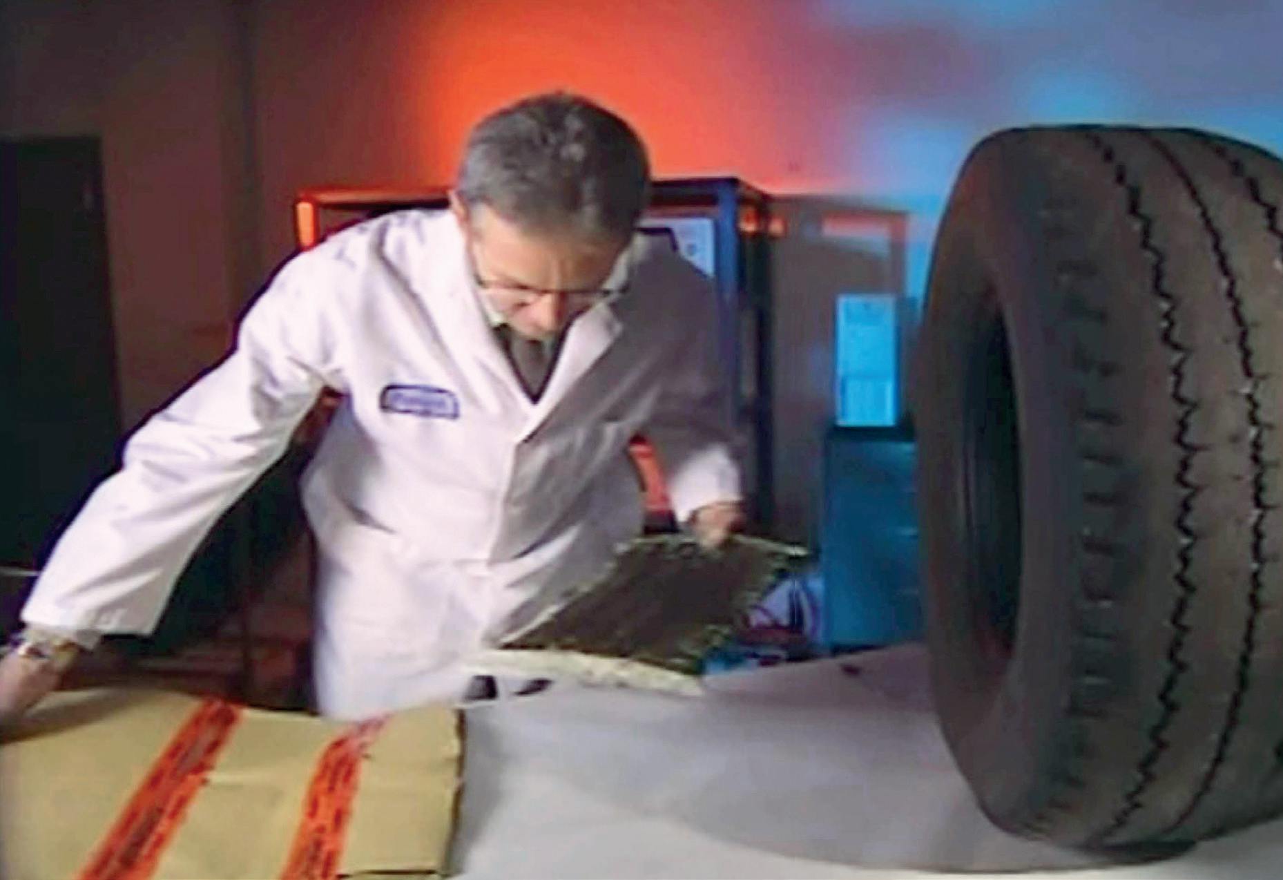 Mordet på Barbara Purcell - Dækaftryk matchede med Willards truck