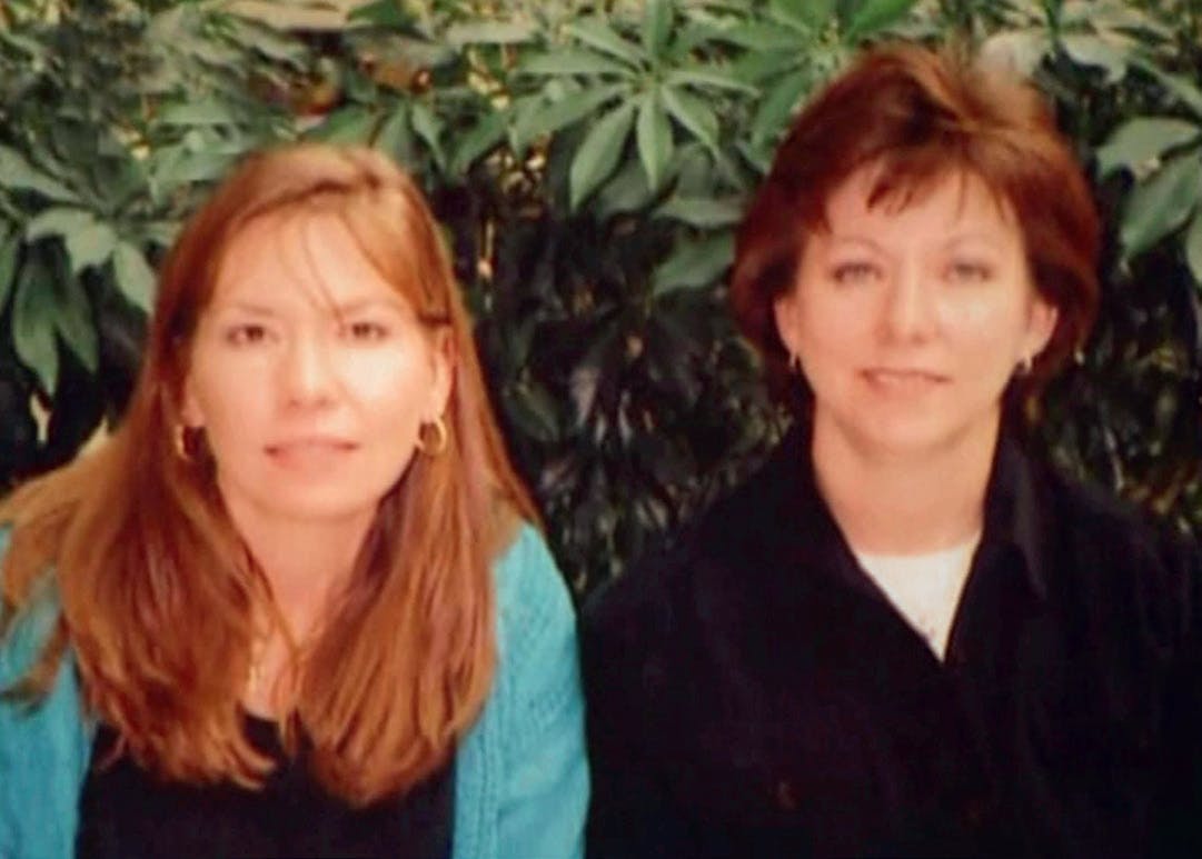 Mordet på Barbara Purcell - Offeret Barbara Purcell sammen med en veninde