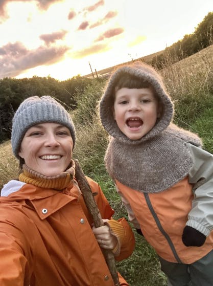 Shelterture er blevet populært: Catrine og Theo overnatter ofte ude i naturen