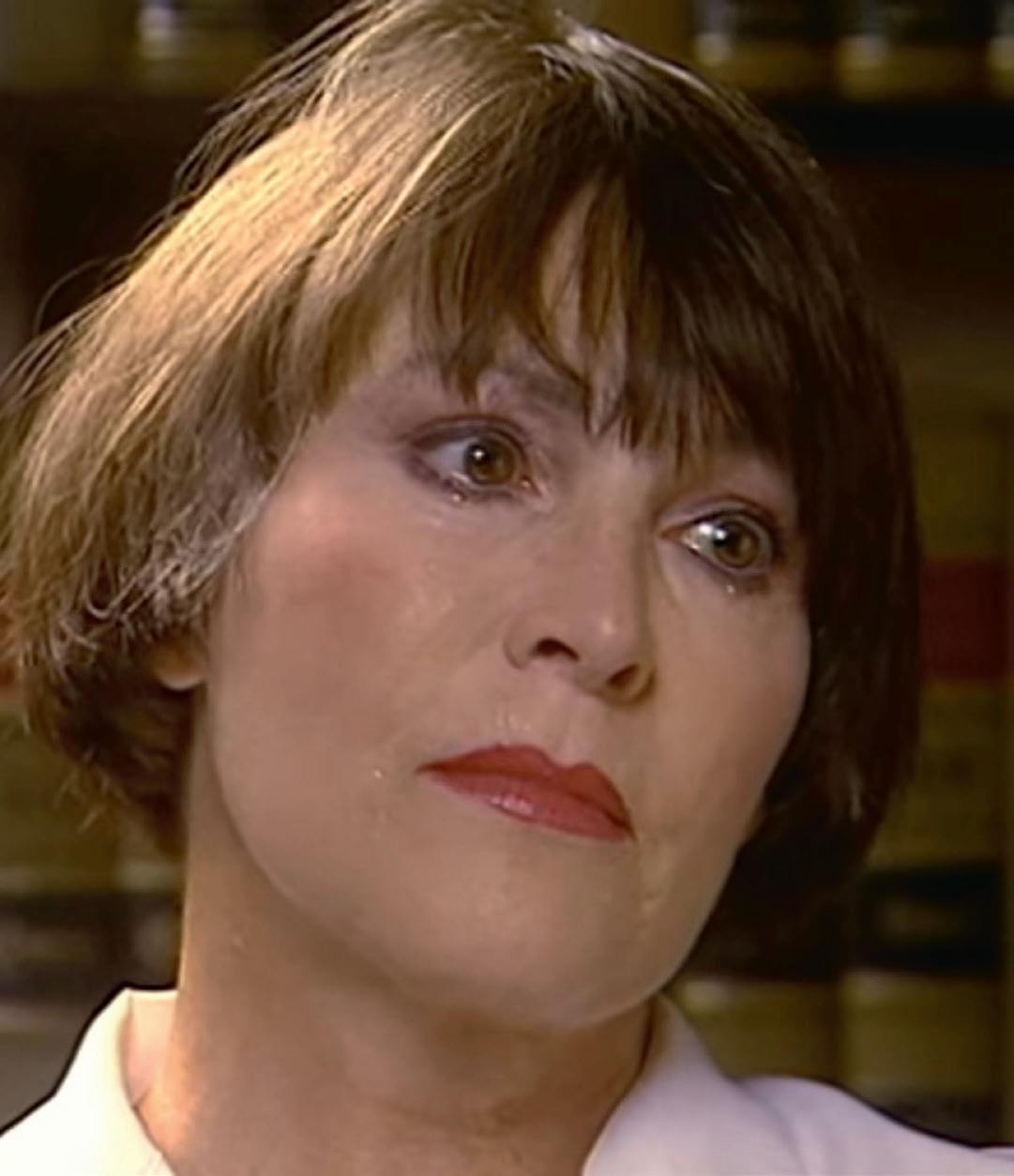 Lejemordet på Jack Wilson - Hustru og medskyldige Betty Wilson