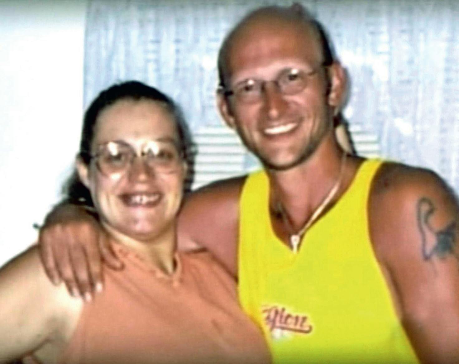 Mordet på Carrie Nelson - Morderen Randy Swaney og hustruen Dawn