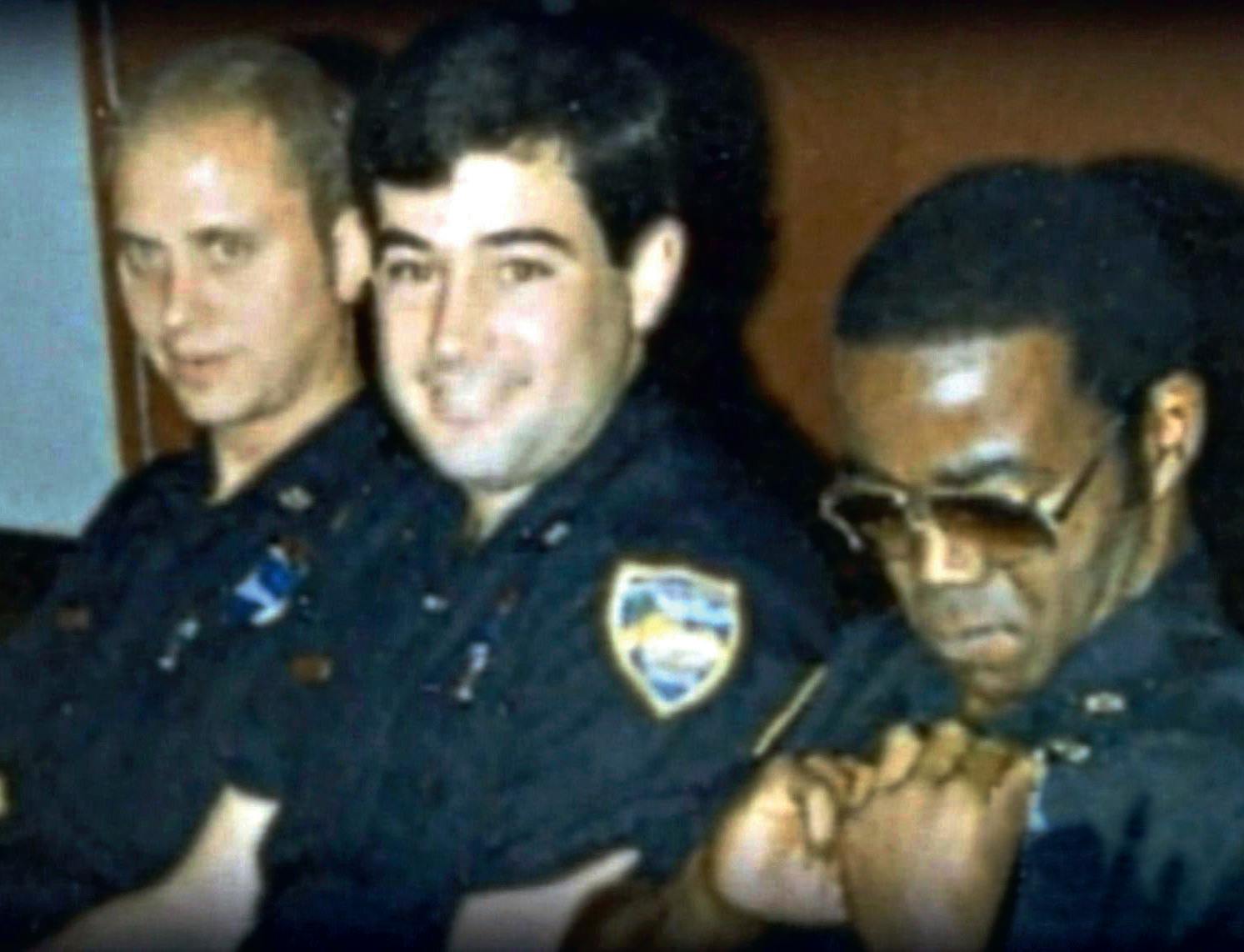 Mordet på Julie Estes - Drabschef Frank Mackesy