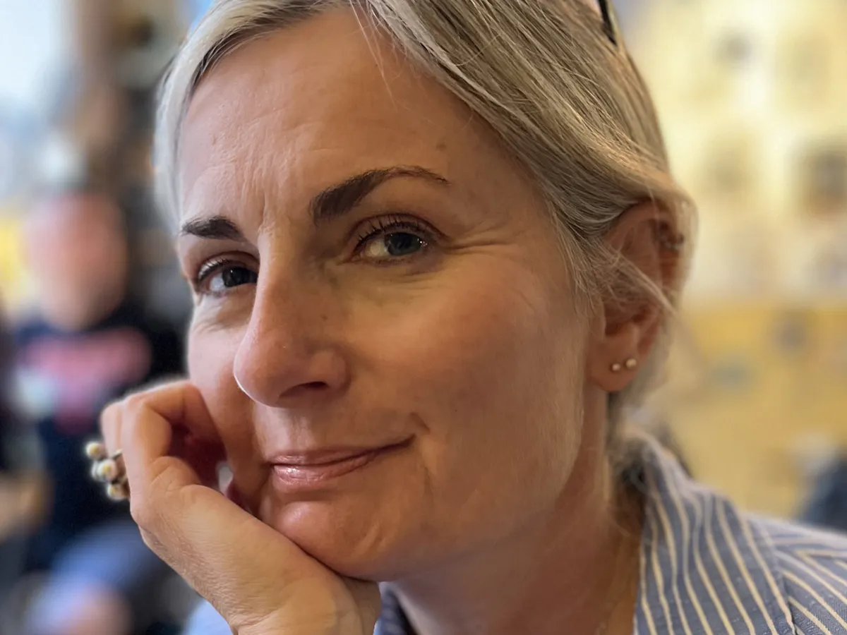 Vibeke C. Larsen | Ude og Hjemme
