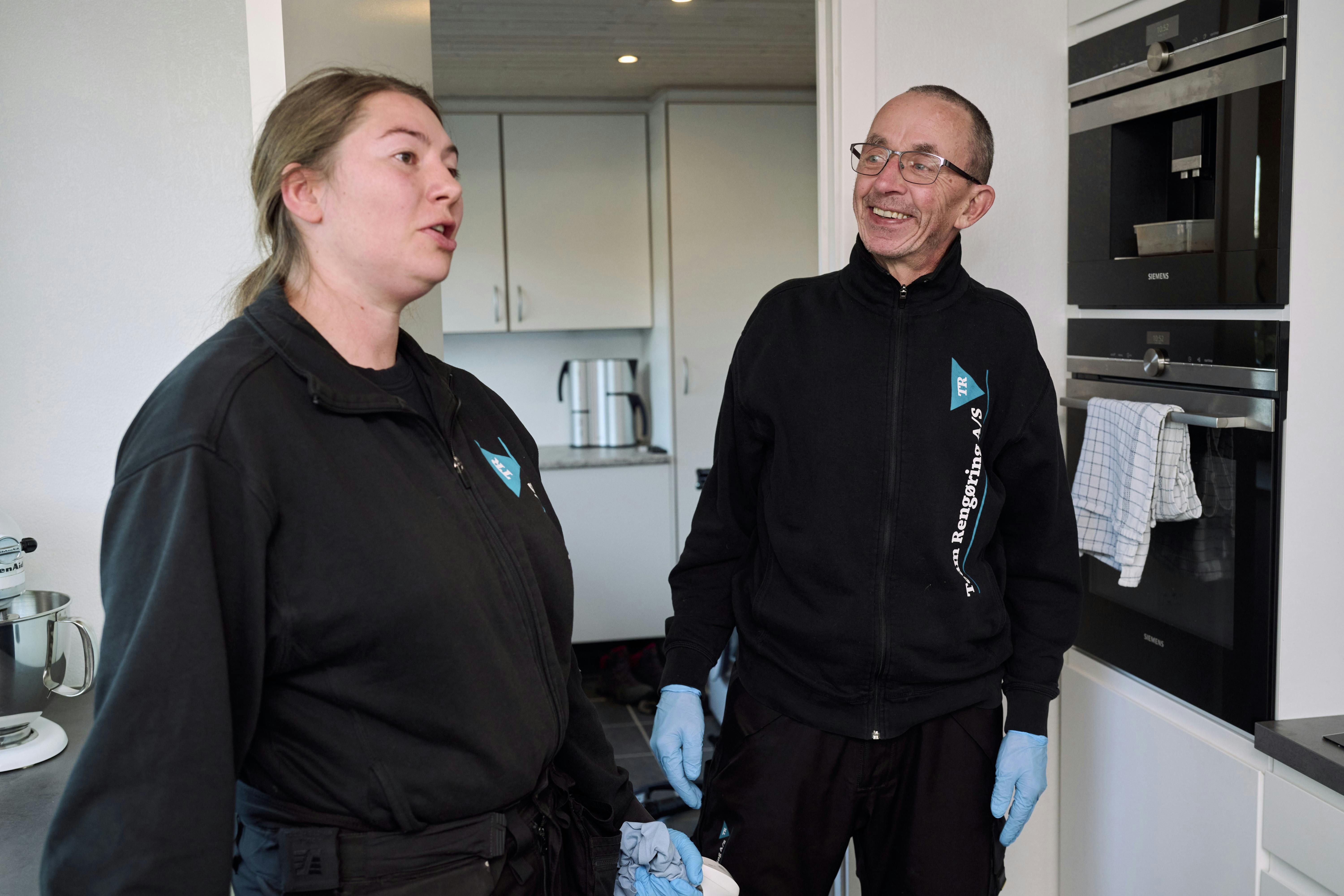 Rengøringsfolk blev venner: Trine Rasmussen, 32, og Dan Larsen, 52, fra Ringsted.