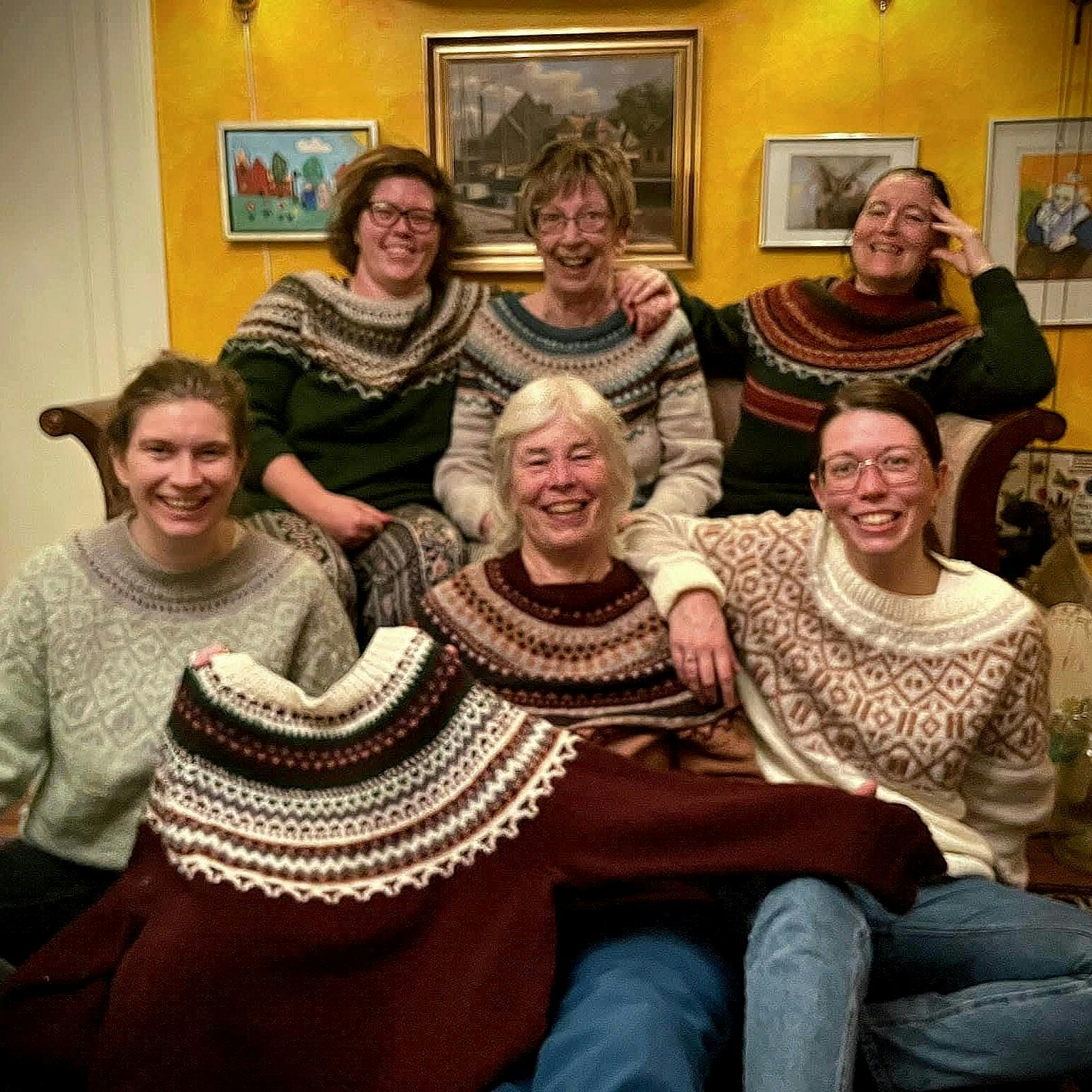 Julehilsen fra Julie og hendes familie - Historie til strikkeopskrift