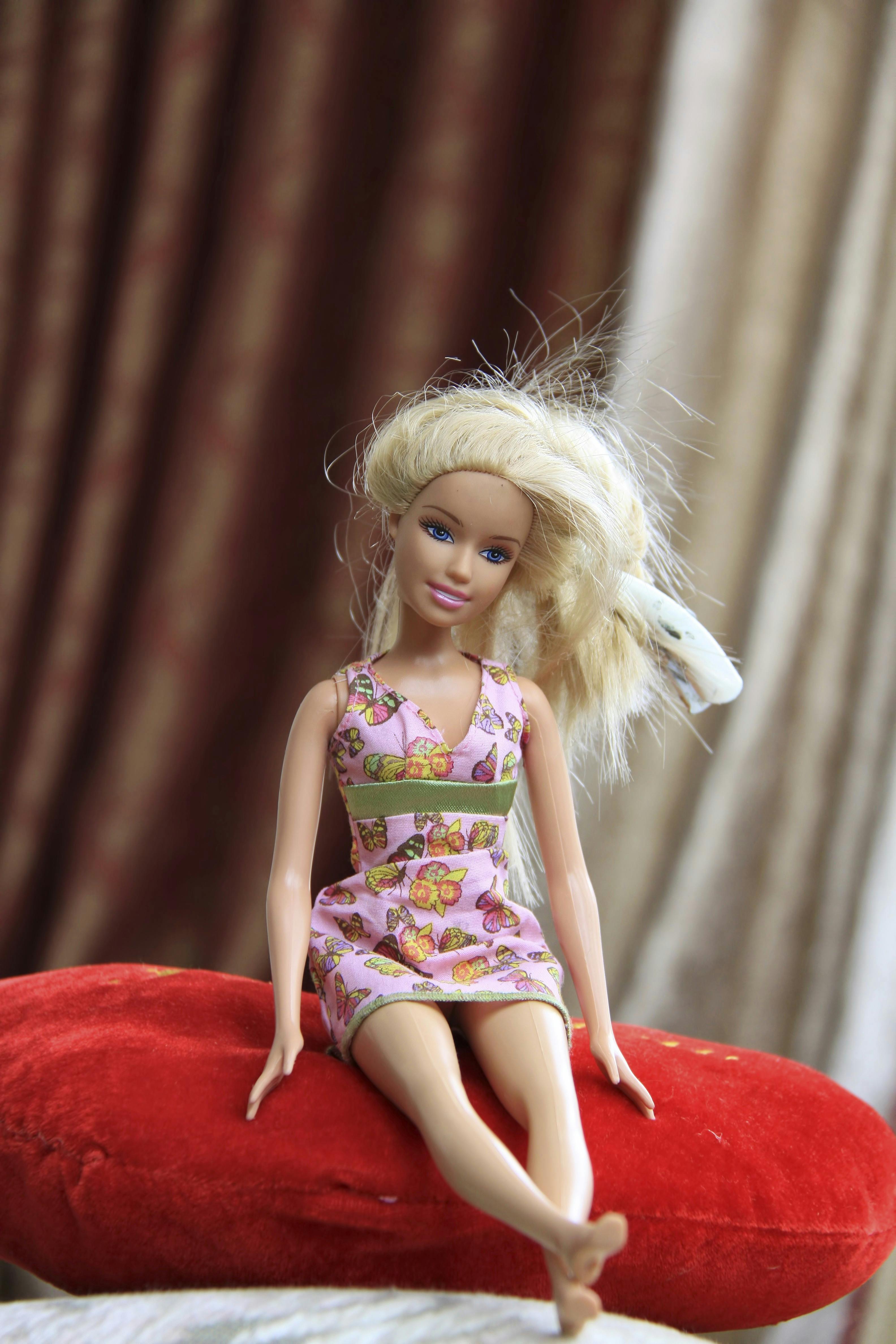 Legetøj har også en udløbsdato: Billede af en Barbie-dukke lavet af plast