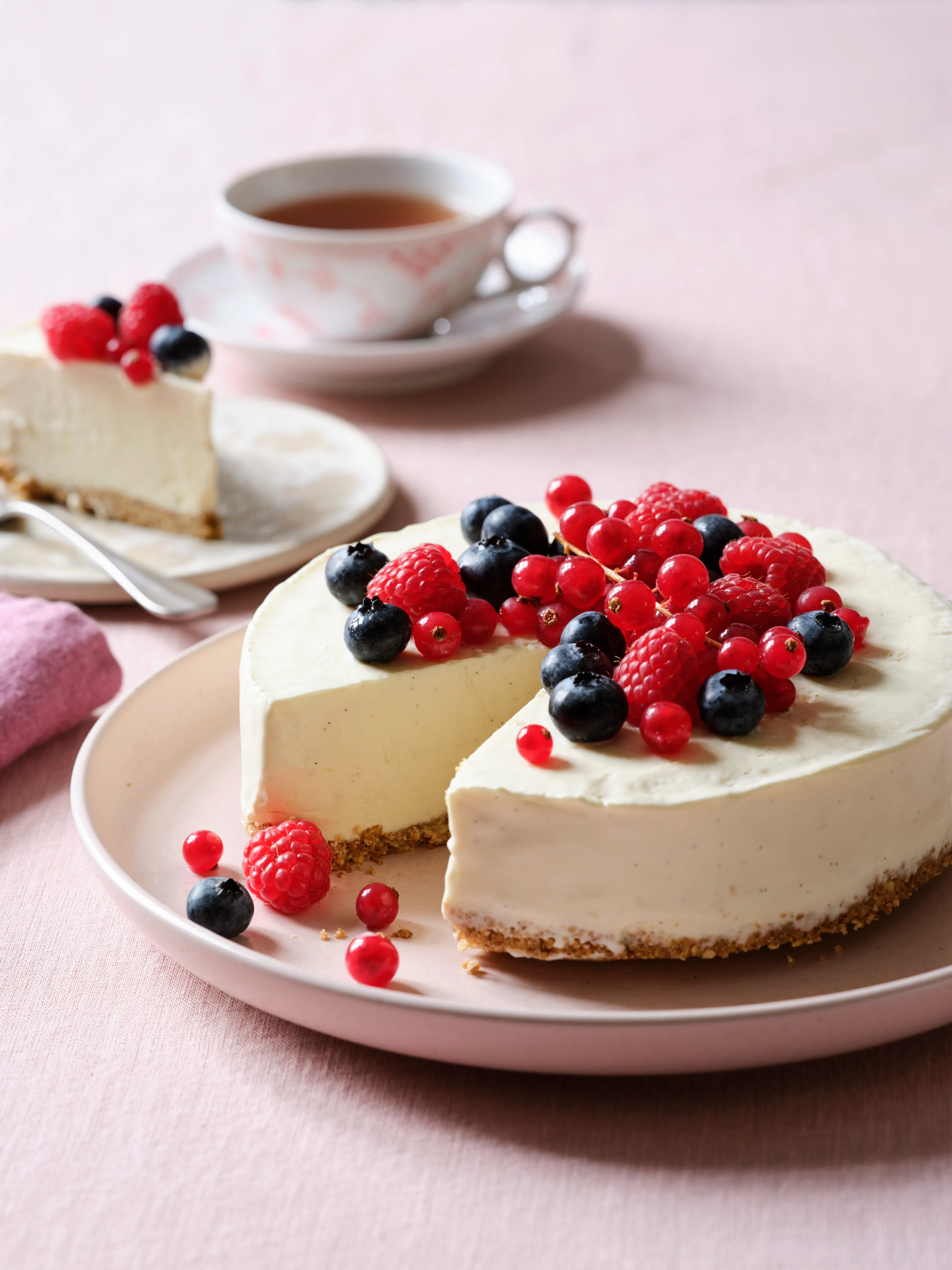 Lækker dessertopskrift: Frozen cheesecake | Ude og Hjemme