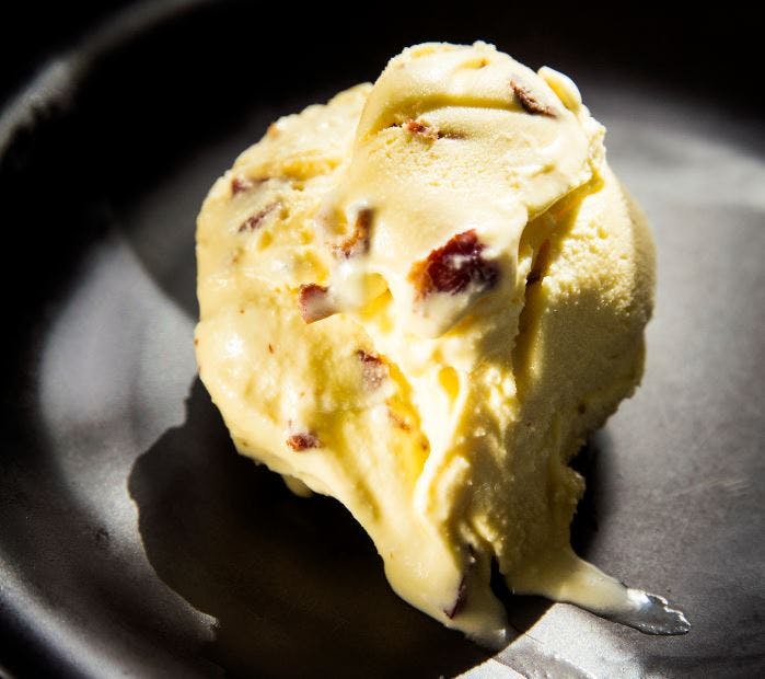 https://imgix.udeoghjemme.dk/media/article/baconis.jpg
