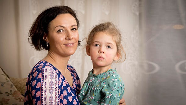 Maria solgte hus og hjem for at få datteren helbredt for epilepsi