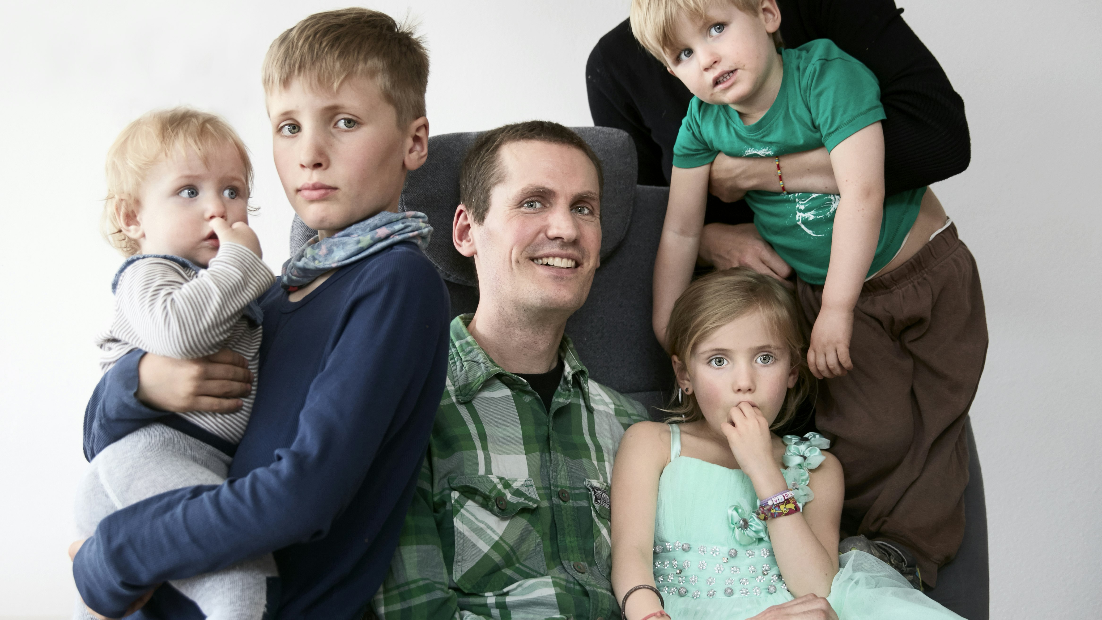 Lasse Lüders lider af sygdommen ALS, her ses han med hele familien
