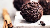 Danmarks bedste romkugler med chokolade