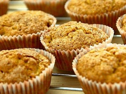 https://imgix.udeoghjemme.dk/media/websites/udeoghjemme-dot-dk/website2/2012/kage/muffins/11/45-landmand-muffins-600x325.jpg