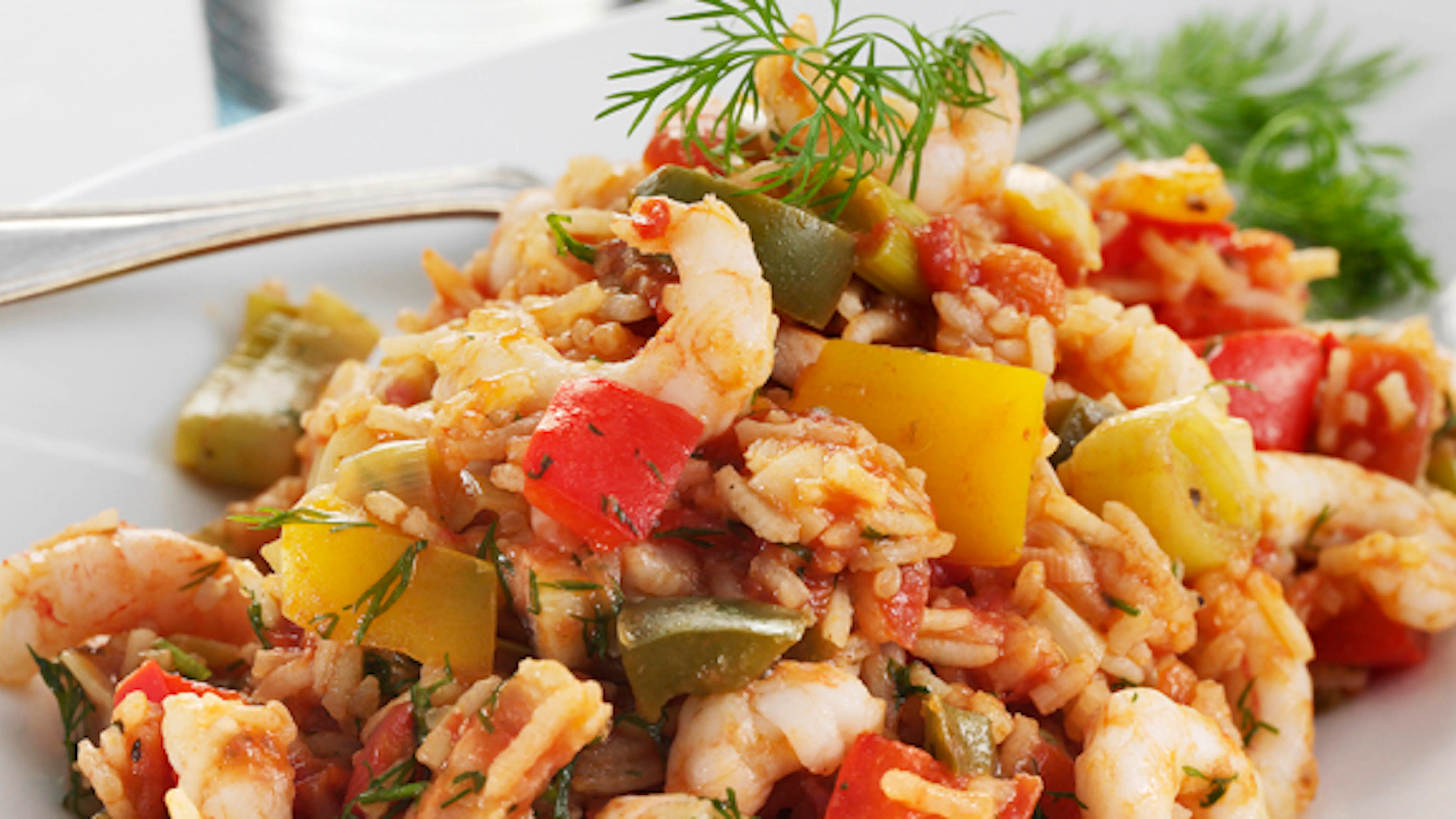 Opskrift på ris med tomater og rejer