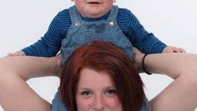 Nicoline med sønnen Lucas
