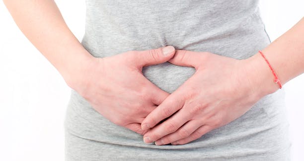 https://imgix.udeoghjemme.dk/media/websites/udeoghjemme-dot-dk/website2/2013/oktober/43/webredaktion/artikler/43-gode-raad-mod-menstruationssmerter-612.jpg