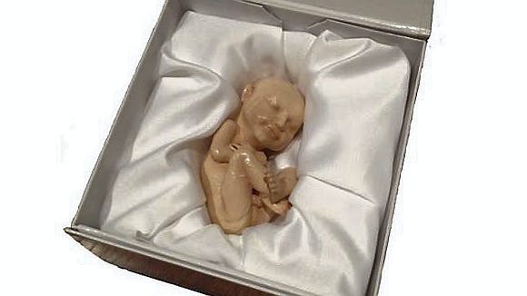 Kunne du tænke dig sådan en lille skulptur af dit eget foster?
